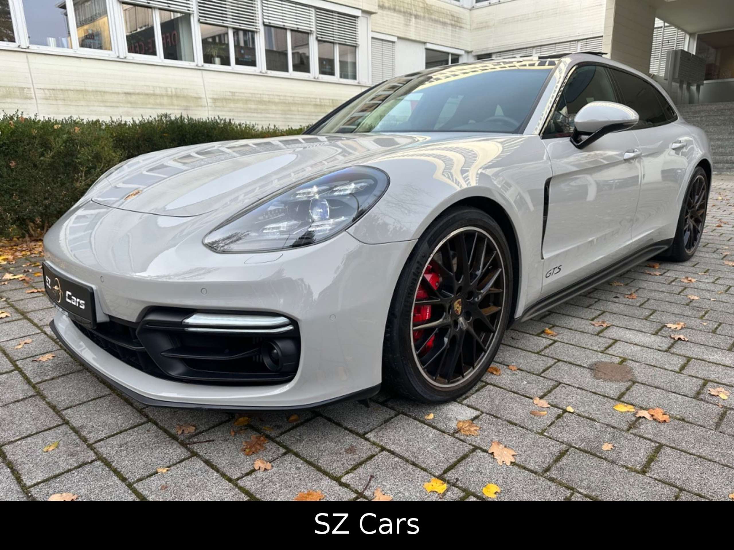 Porsche - Panamera