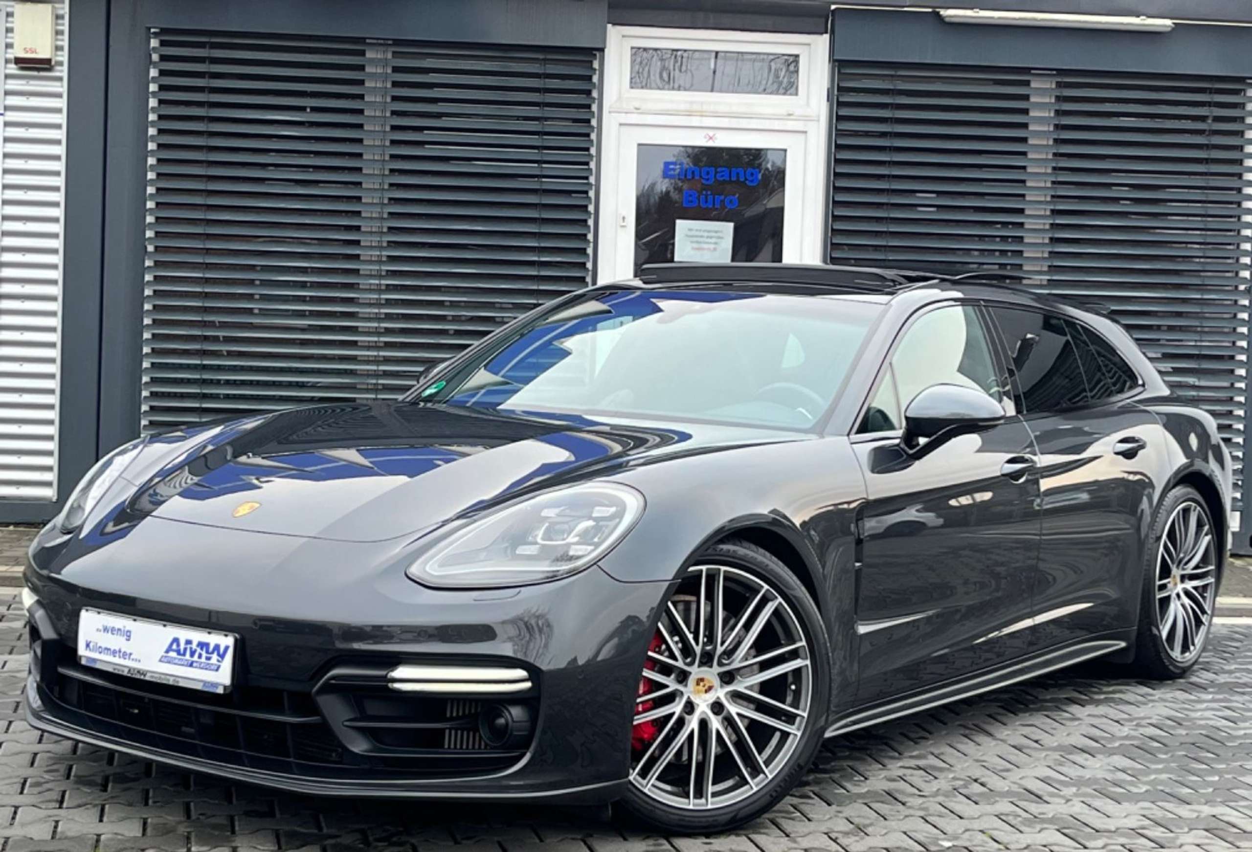 Porsche - Panamera