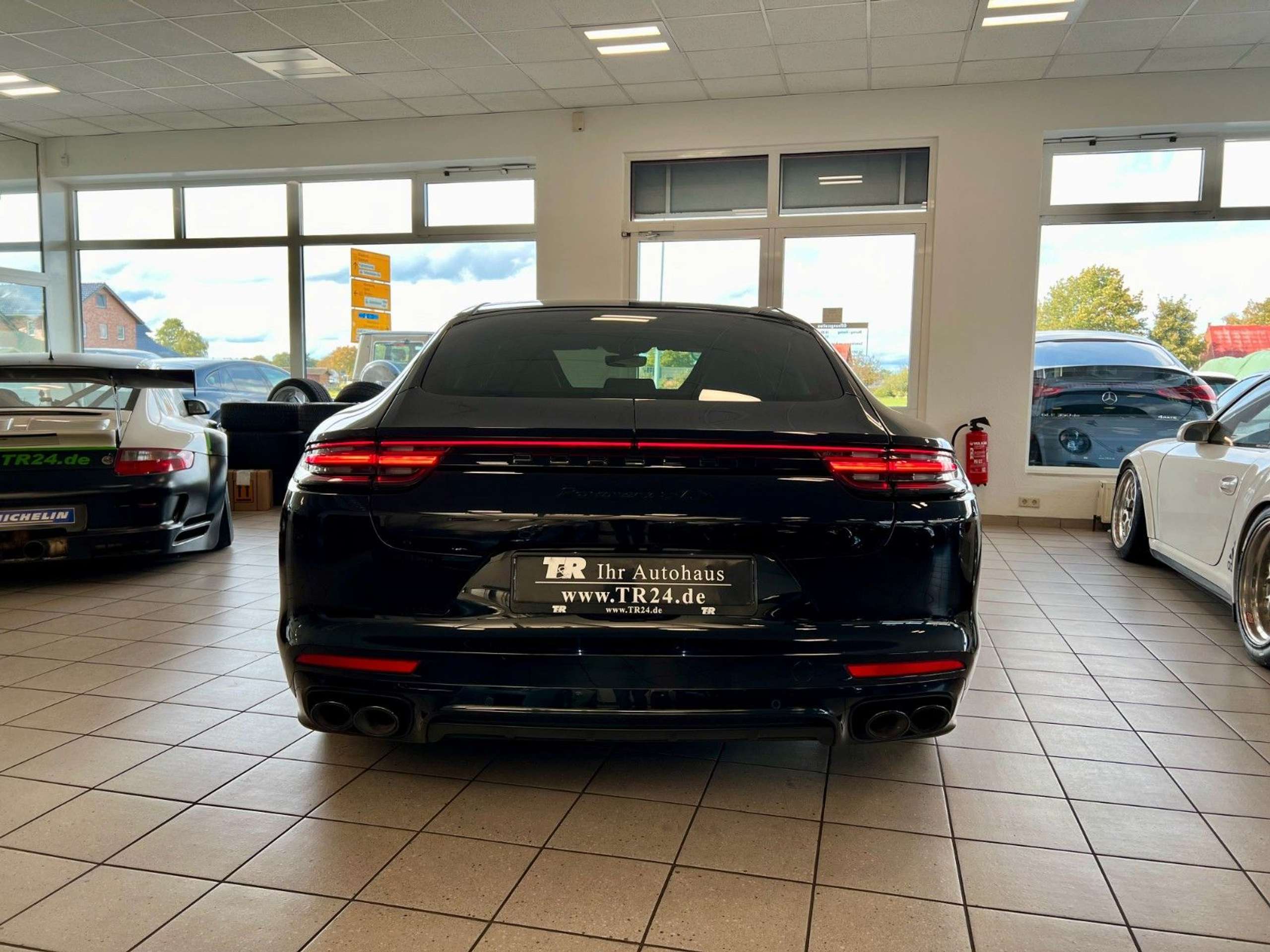 Porsche - Panamera