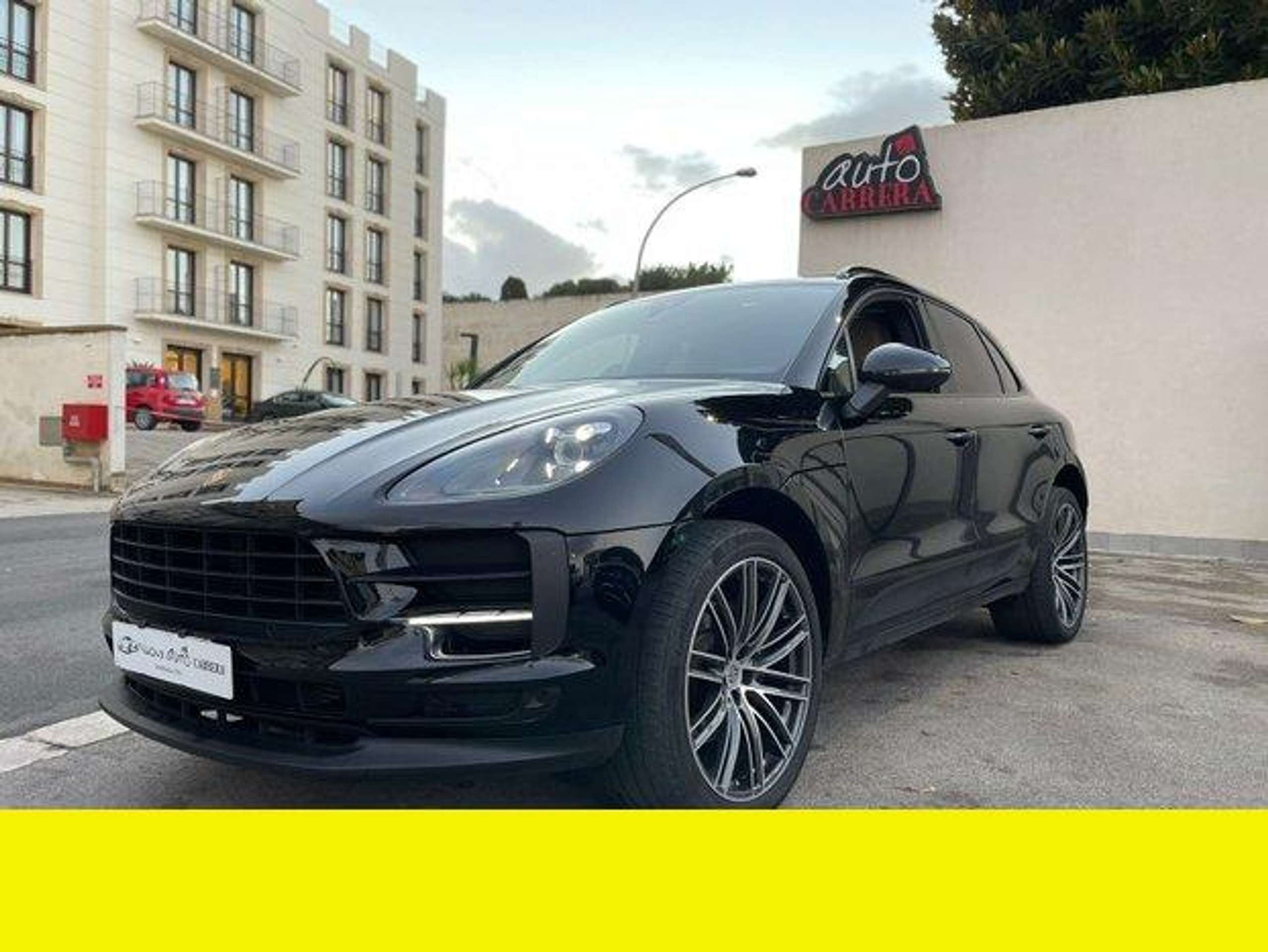 Porsche - Macan