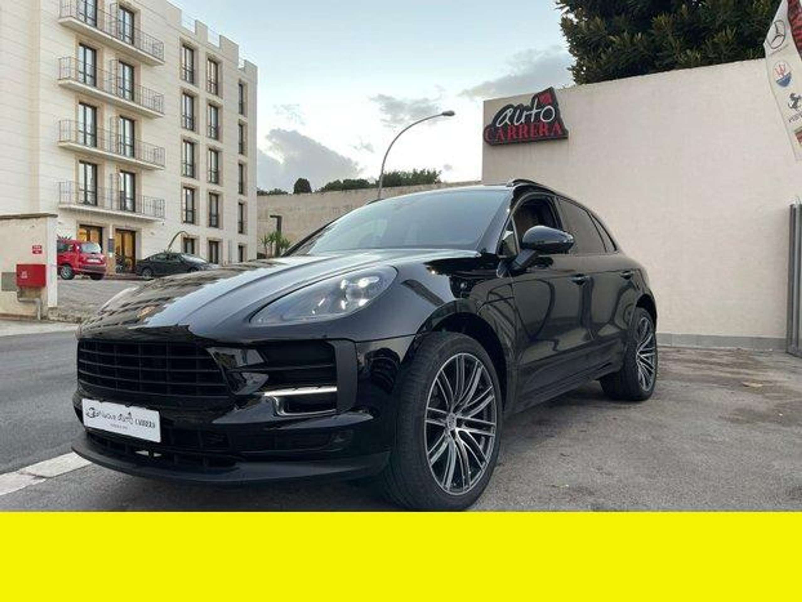 Porsche - Macan