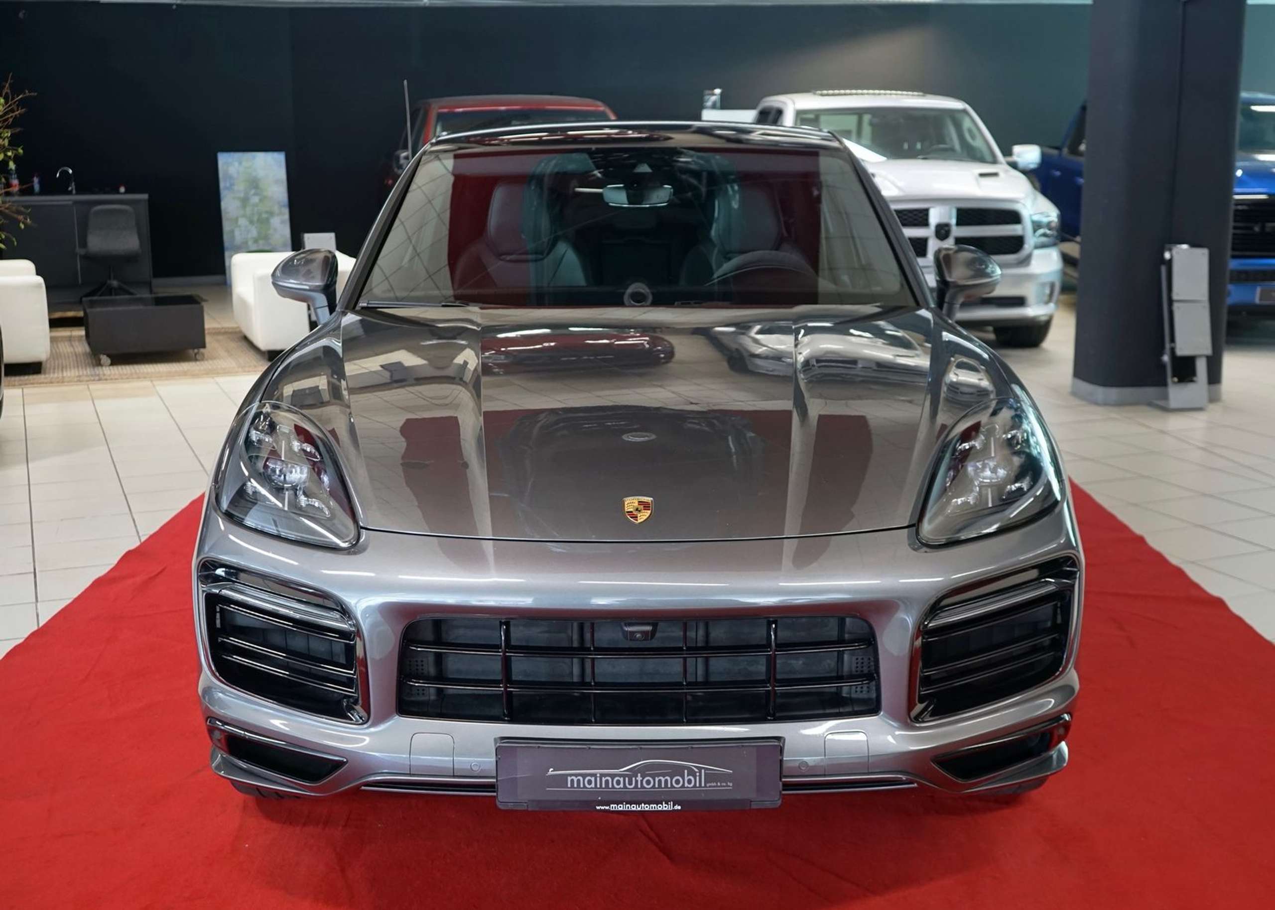 Porsche - Cayenne