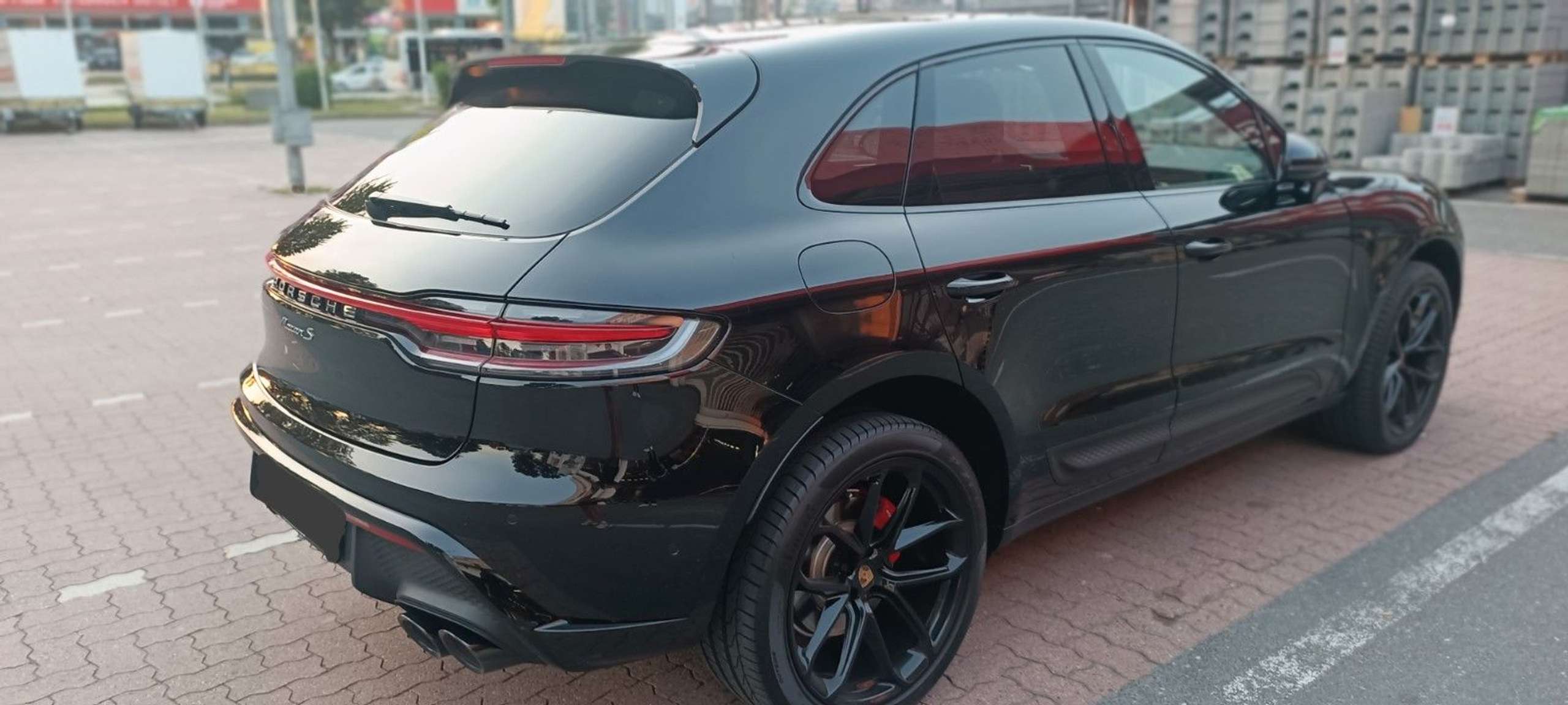 Porsche - Macan