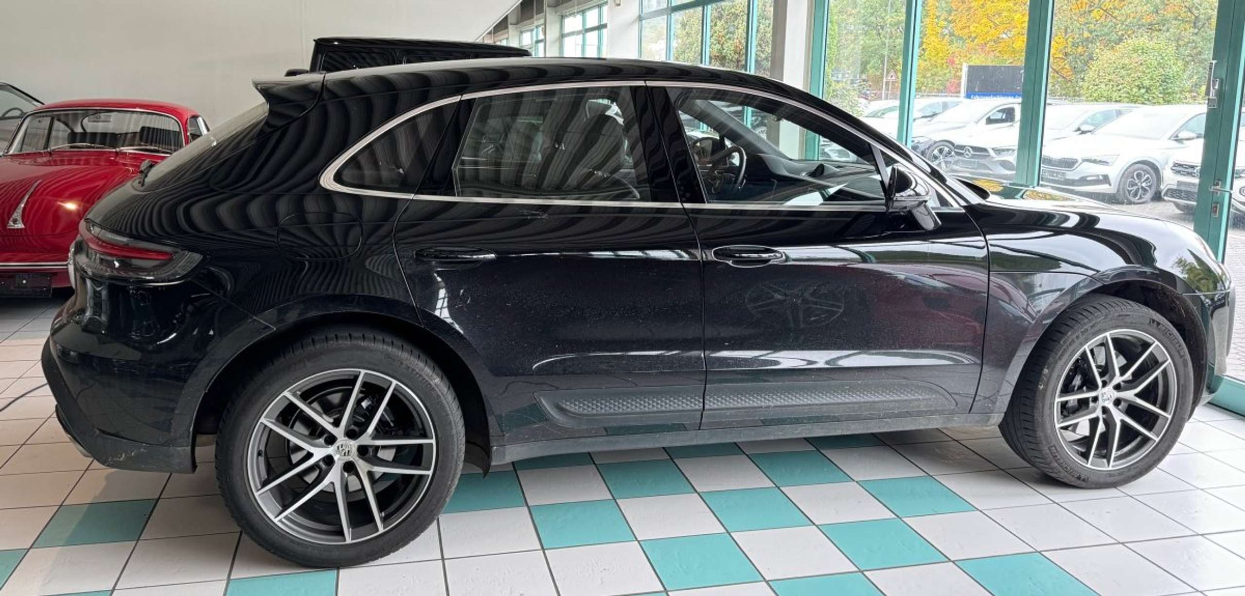 Porsche - Macan