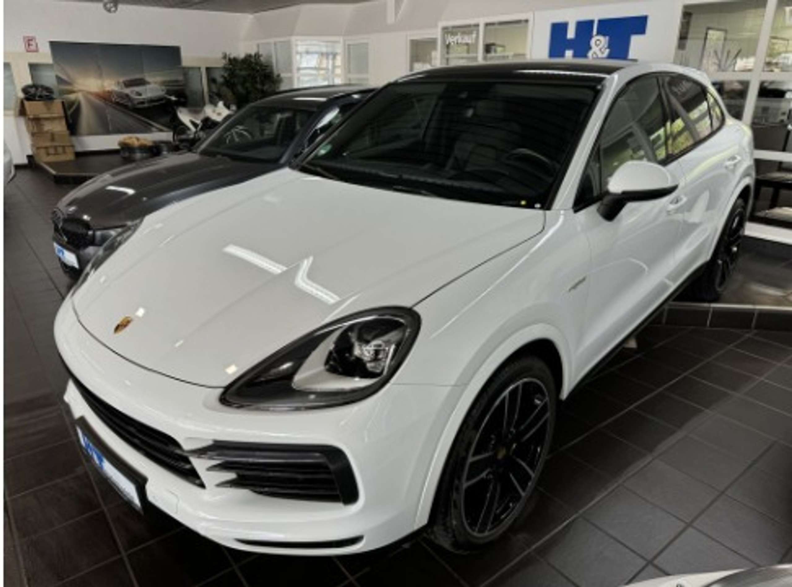 Porsche Cayenne 2021