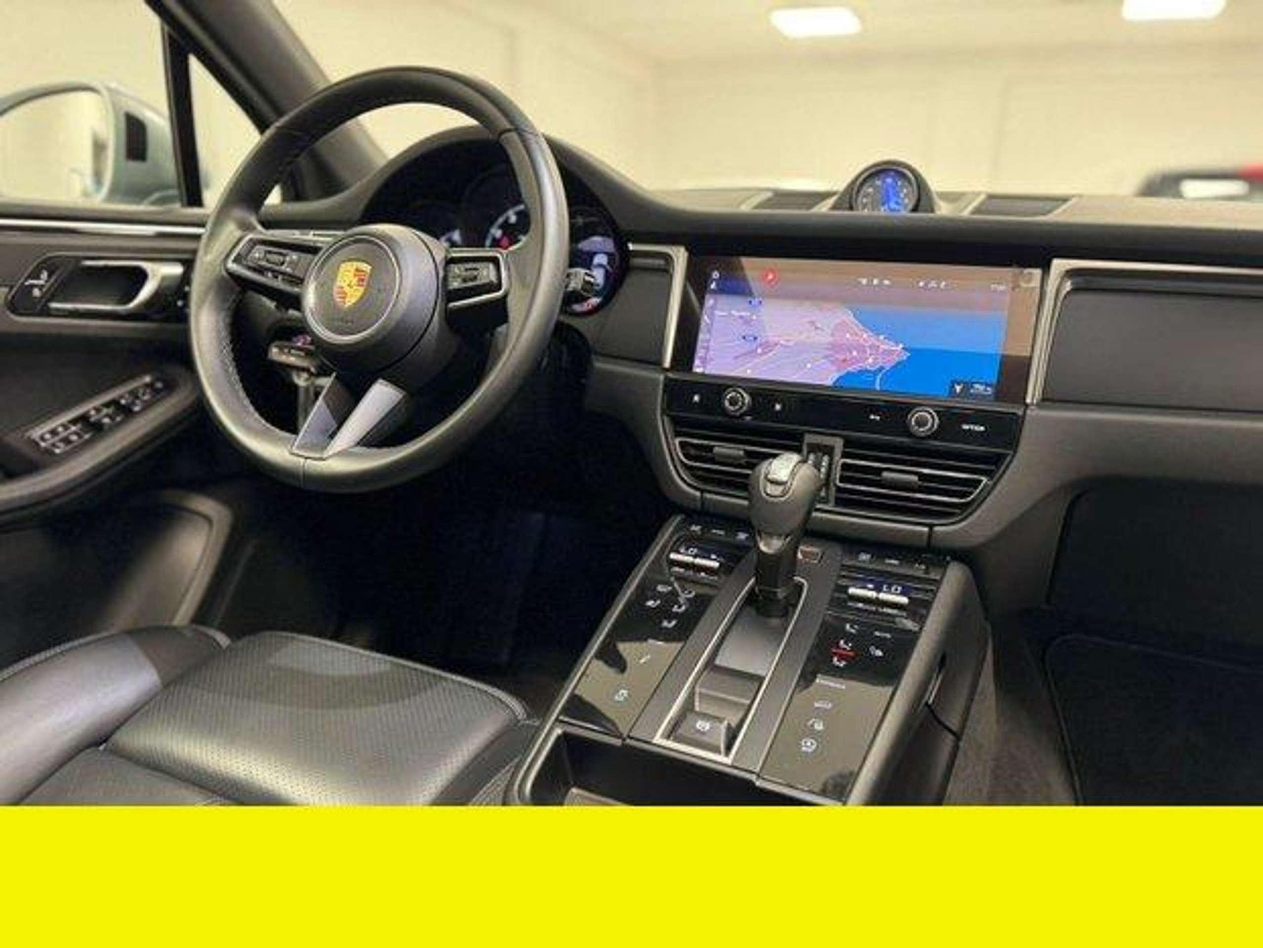 Porsche - Macan