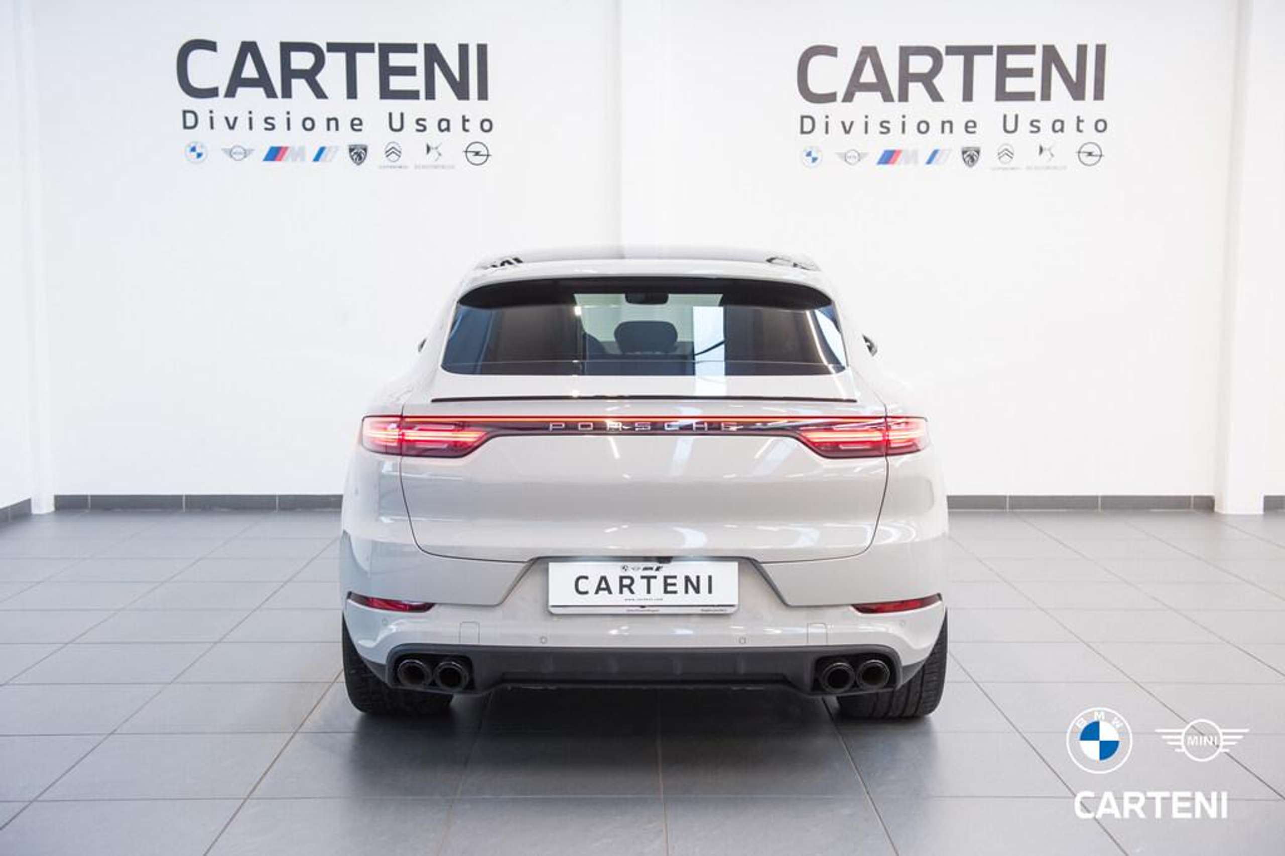 Porsche - Cayenne