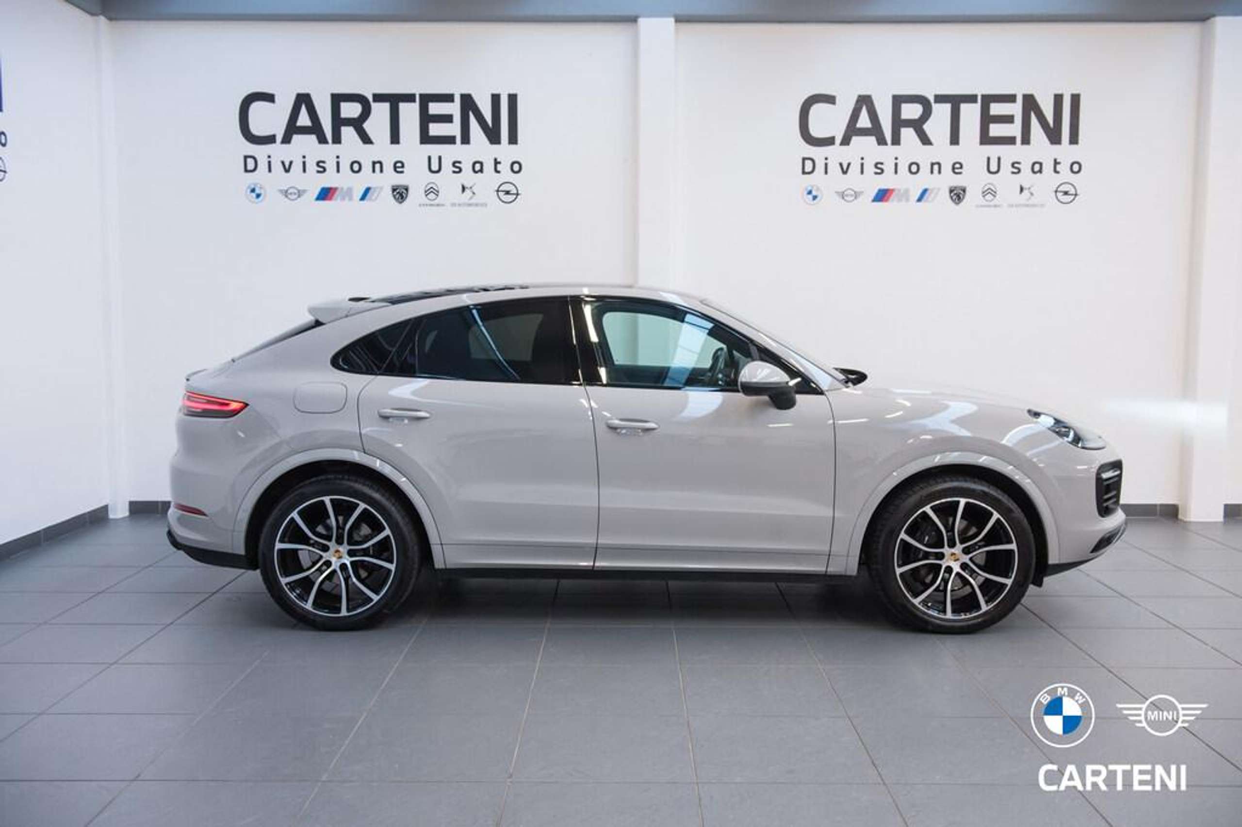 Porsche - Cayenne