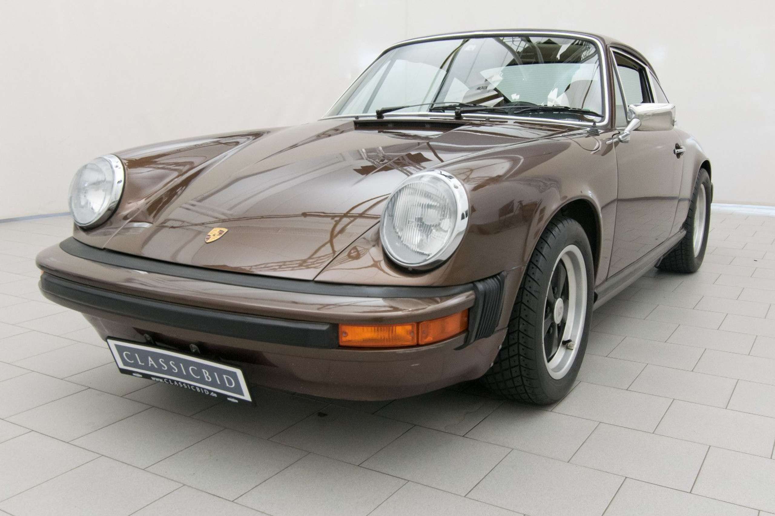 Porsche - 911