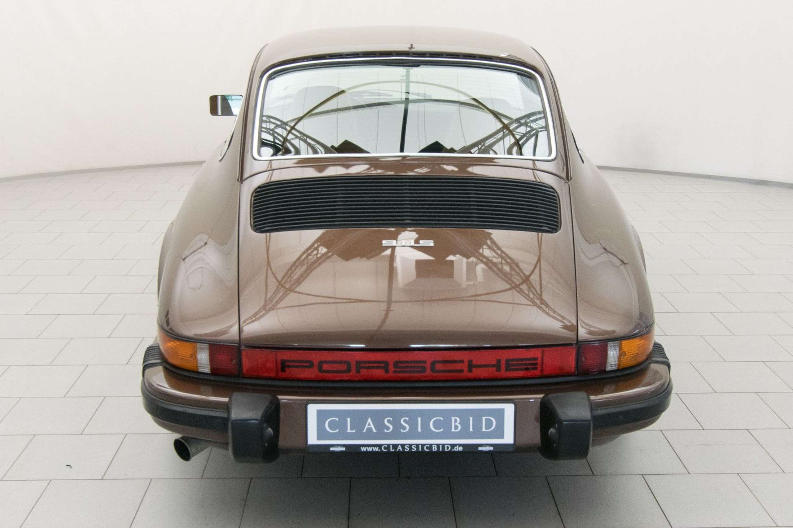 Porsche - 911