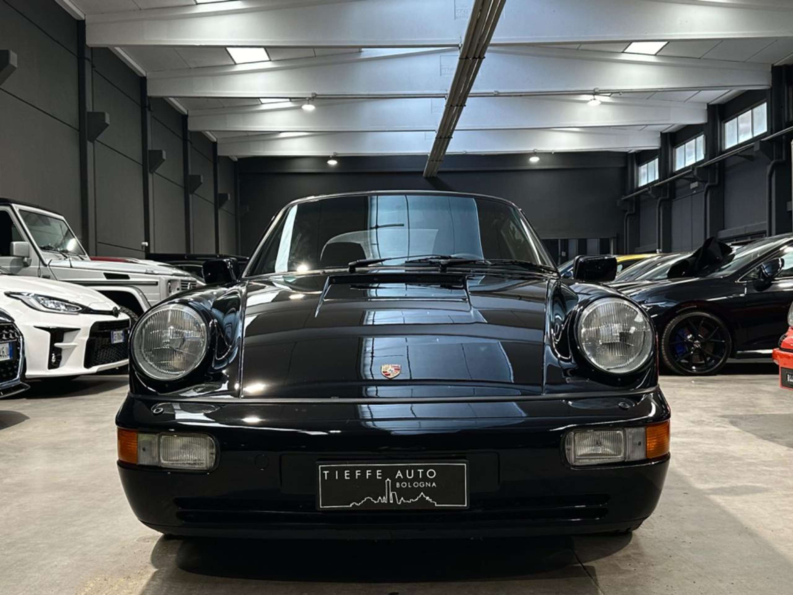 Porsche - 911