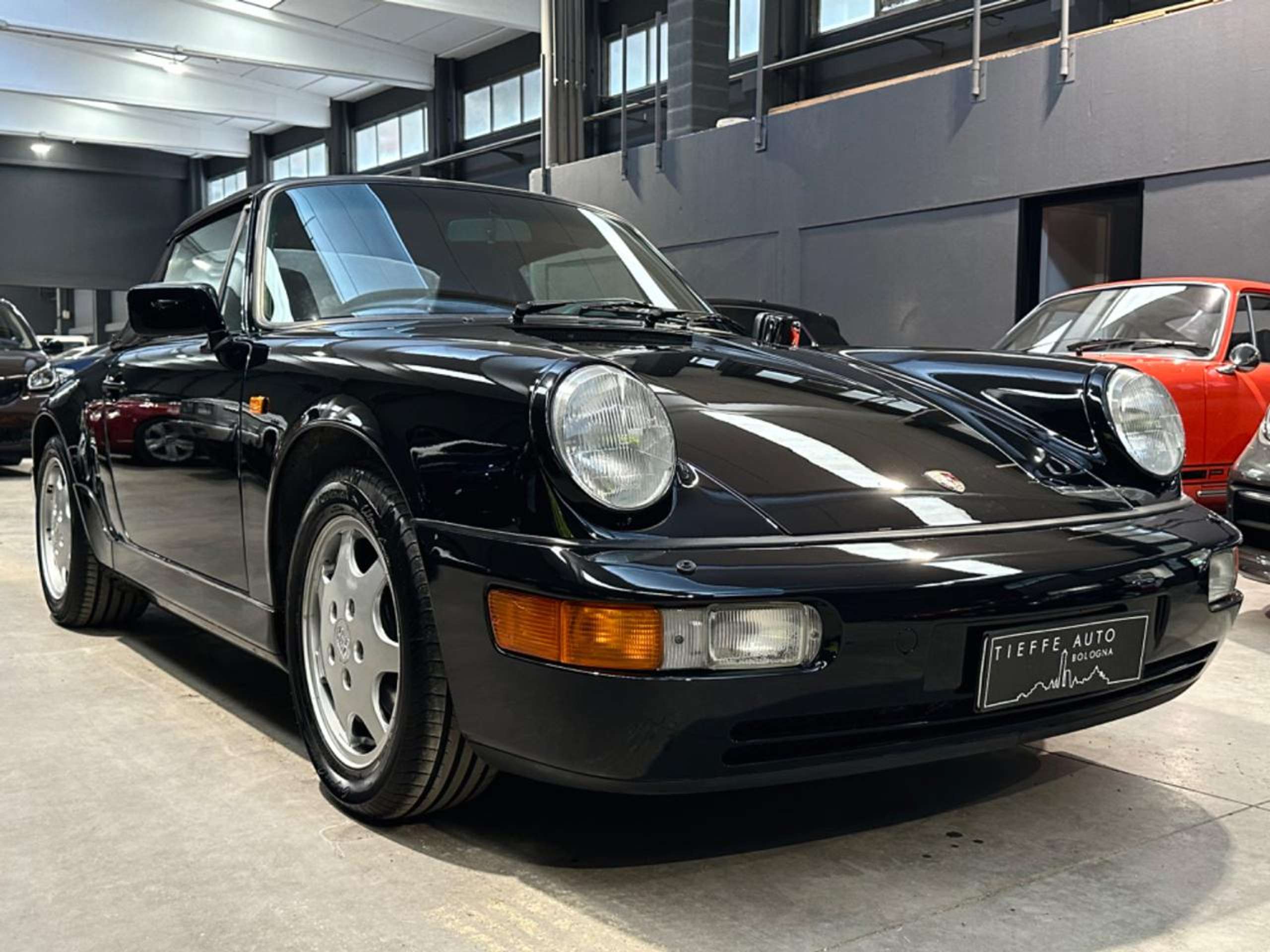 Porsche - 911