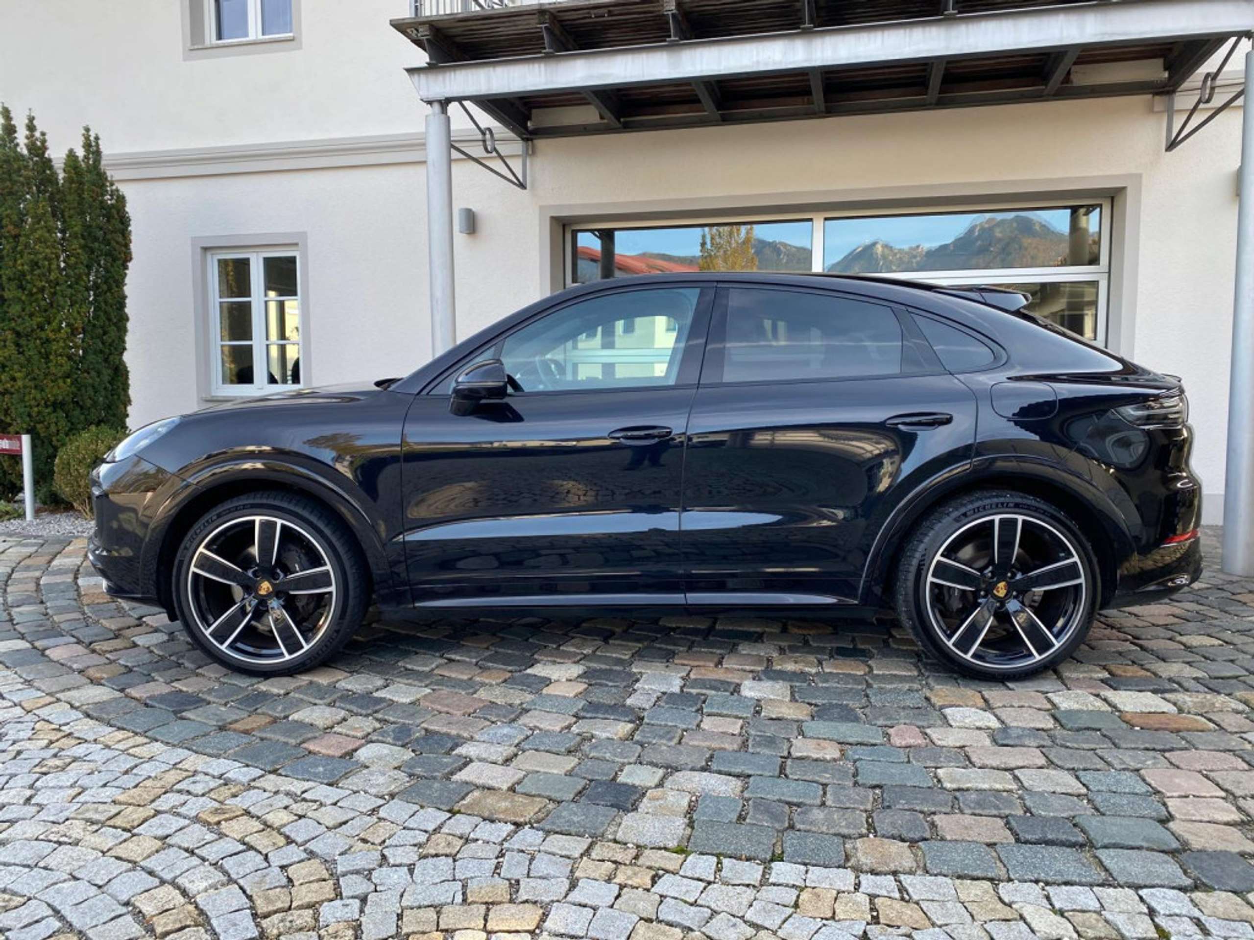 Porsche - Cayenne