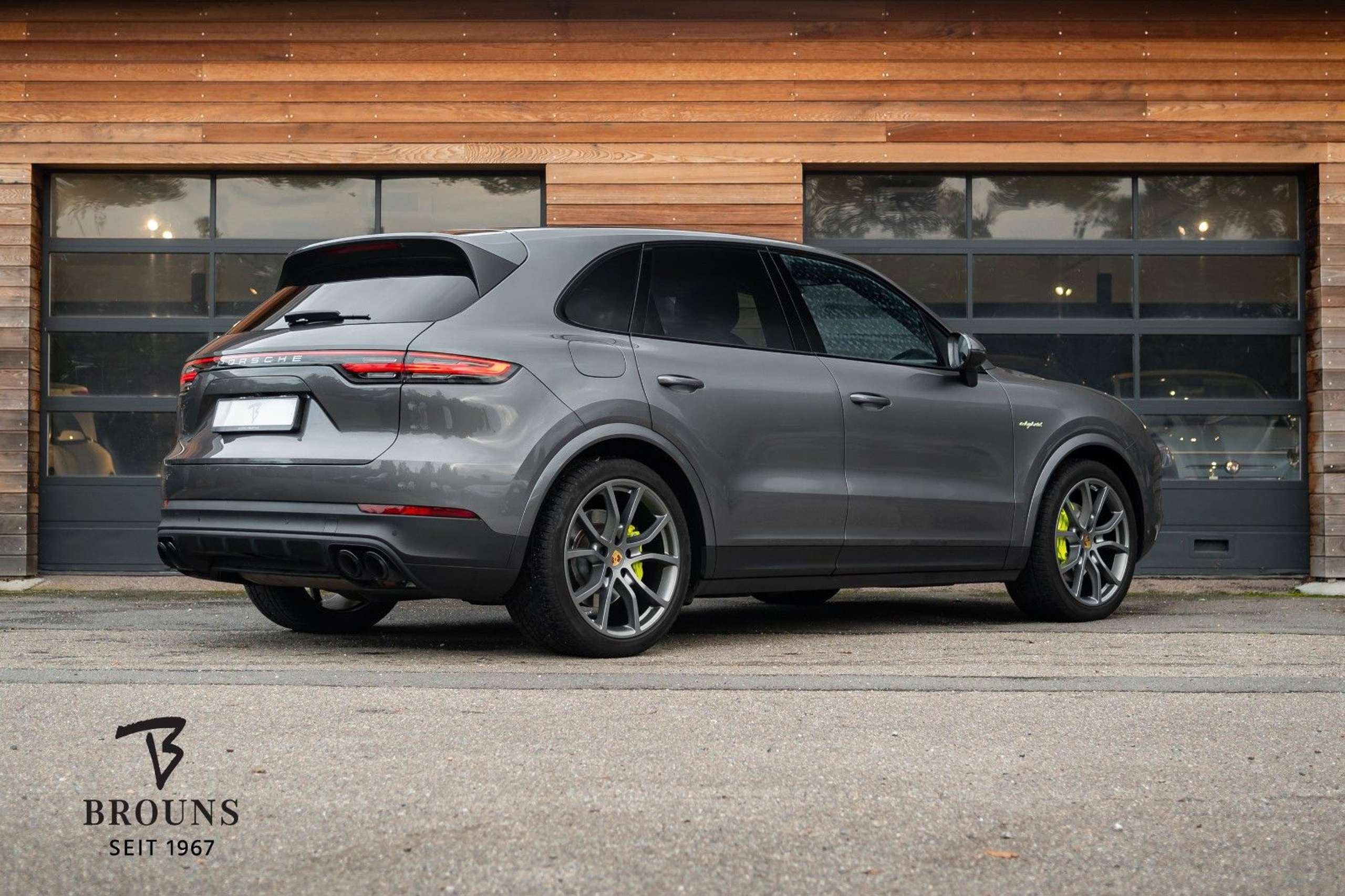 Porsche - Cayenne