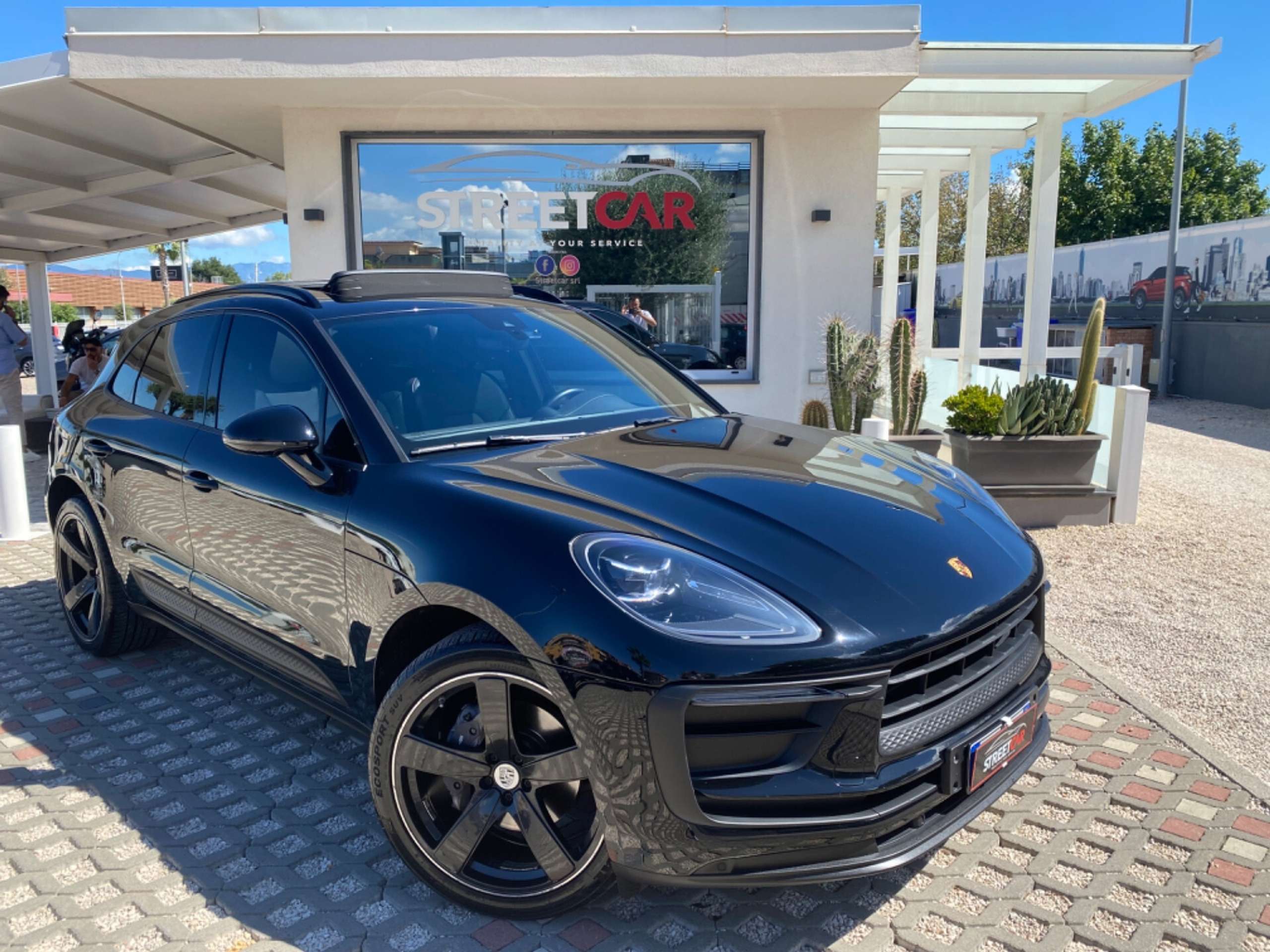 Porsche - Macan