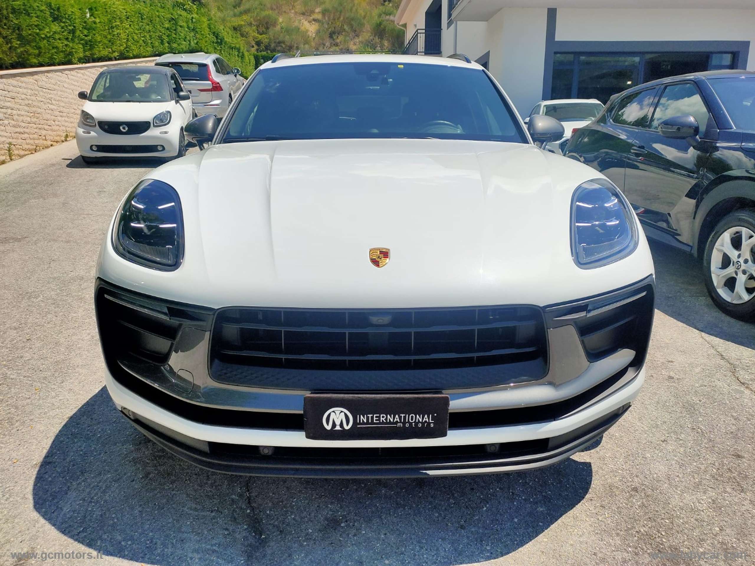 Porsche - Macan