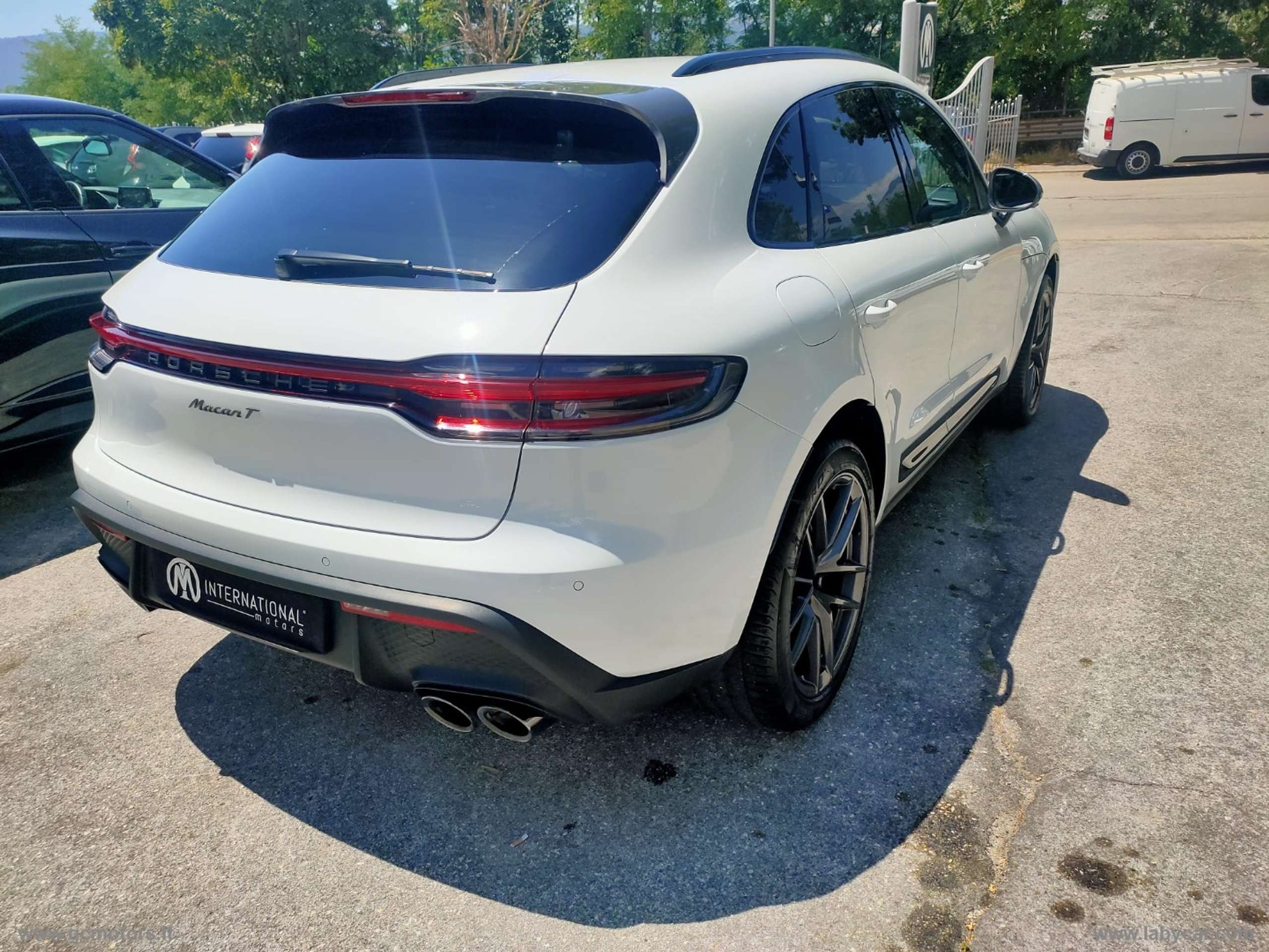 Porsche - Macan