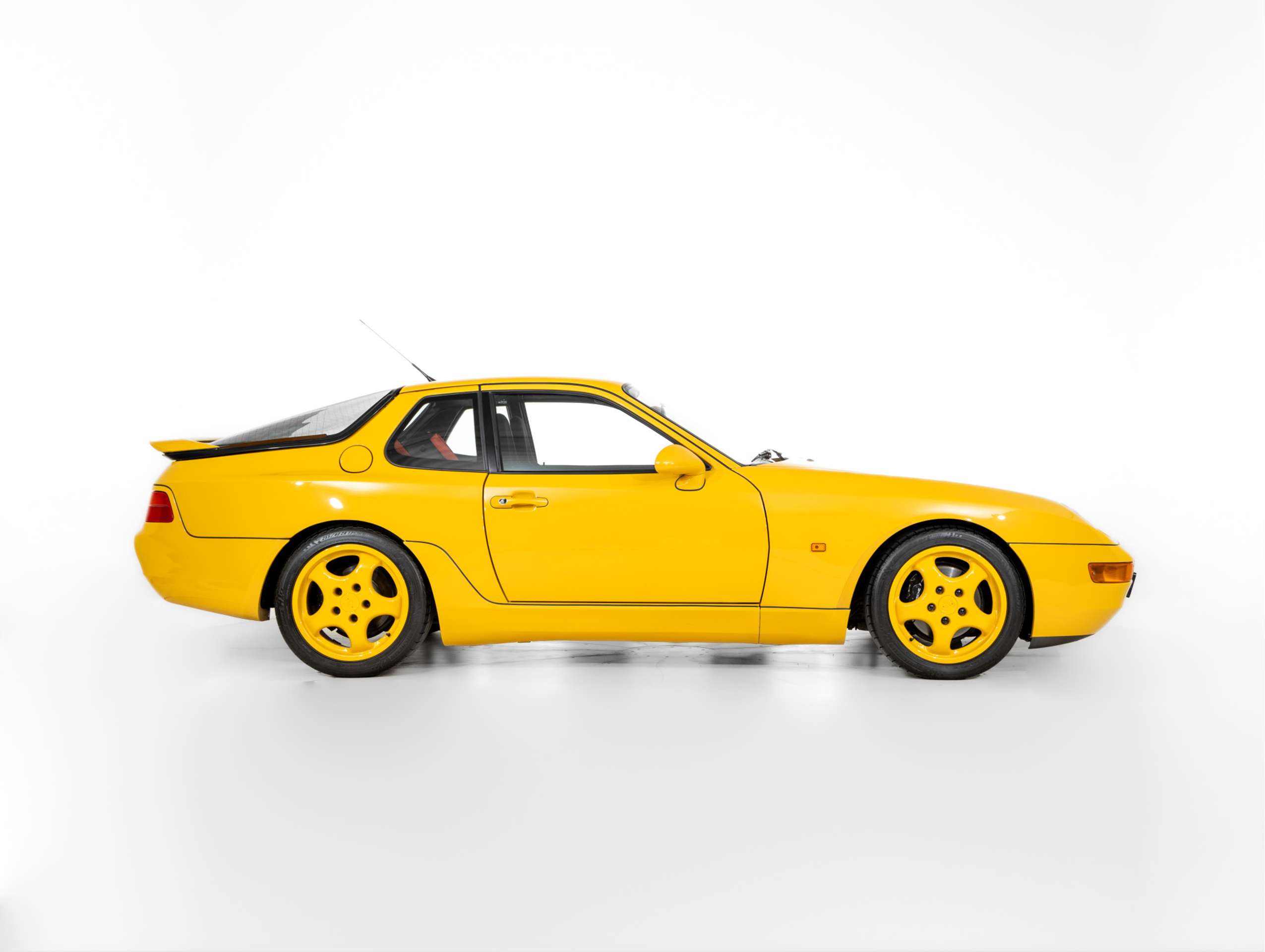 Porsche - 968