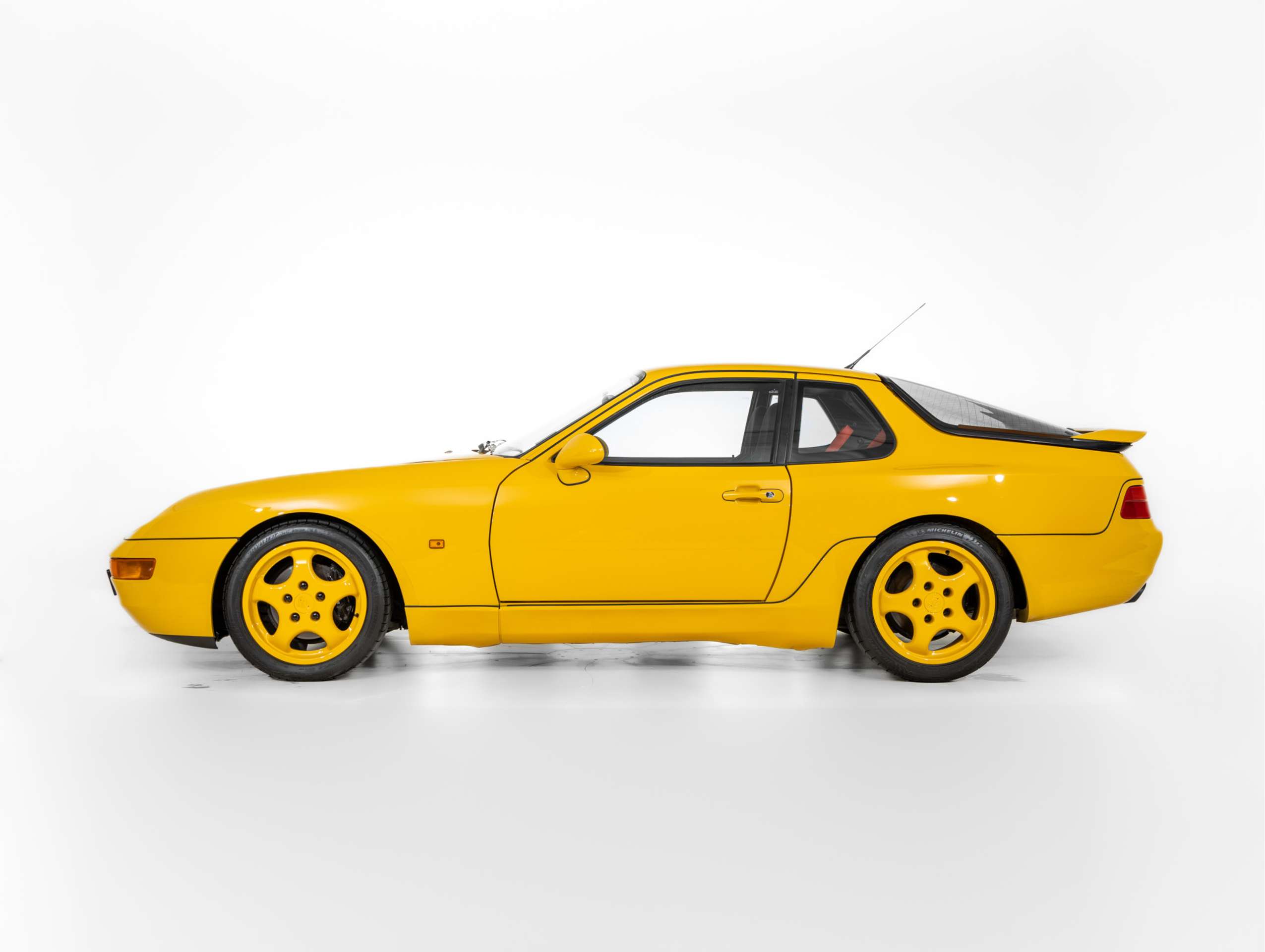 Porsche - 968