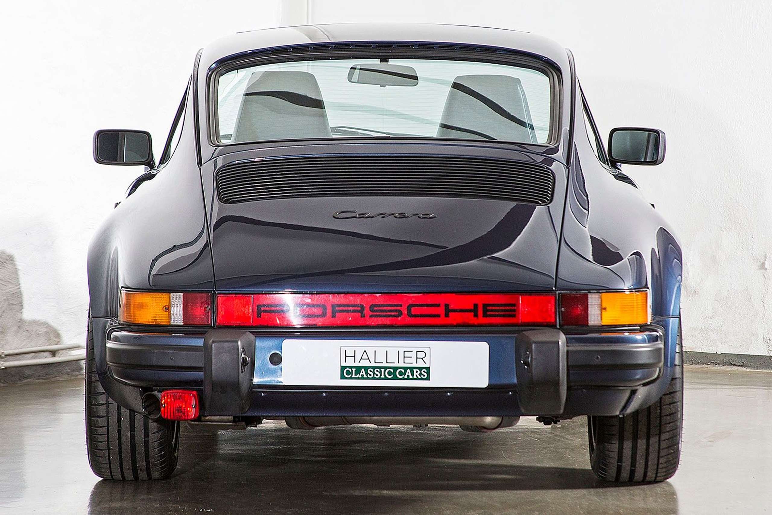 Porsche - 911