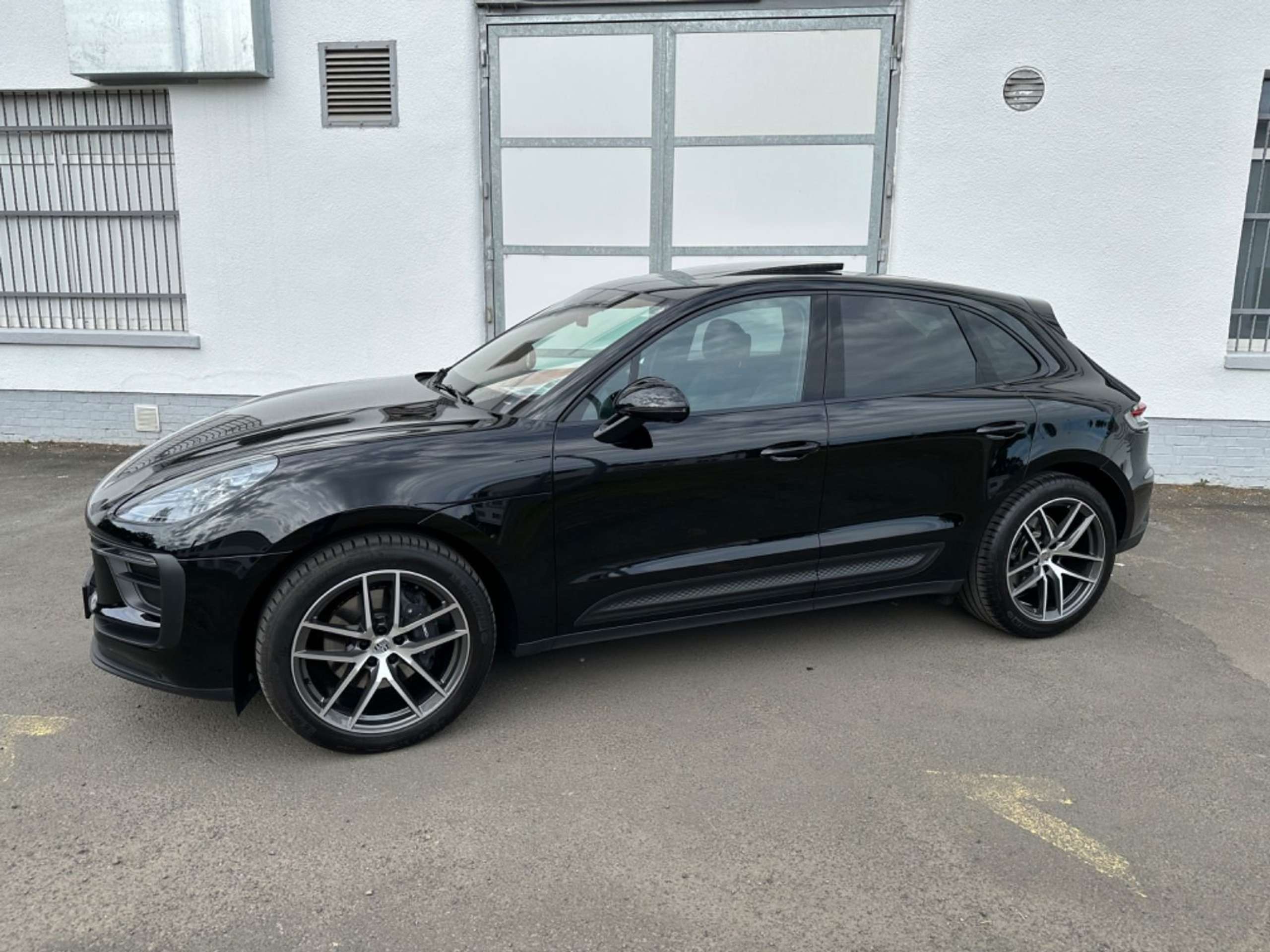 Porsche - Macan