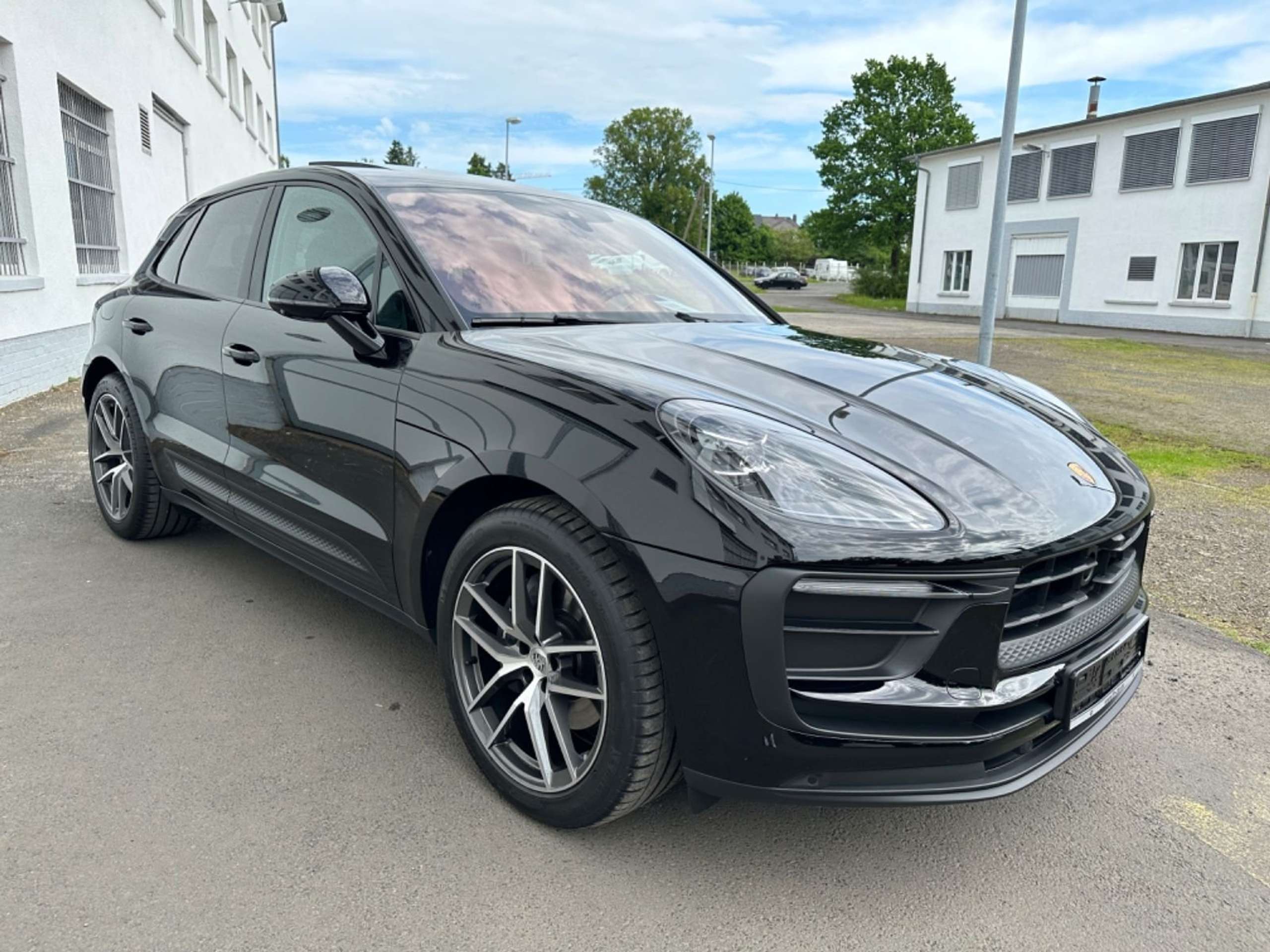 Porsche - Macan