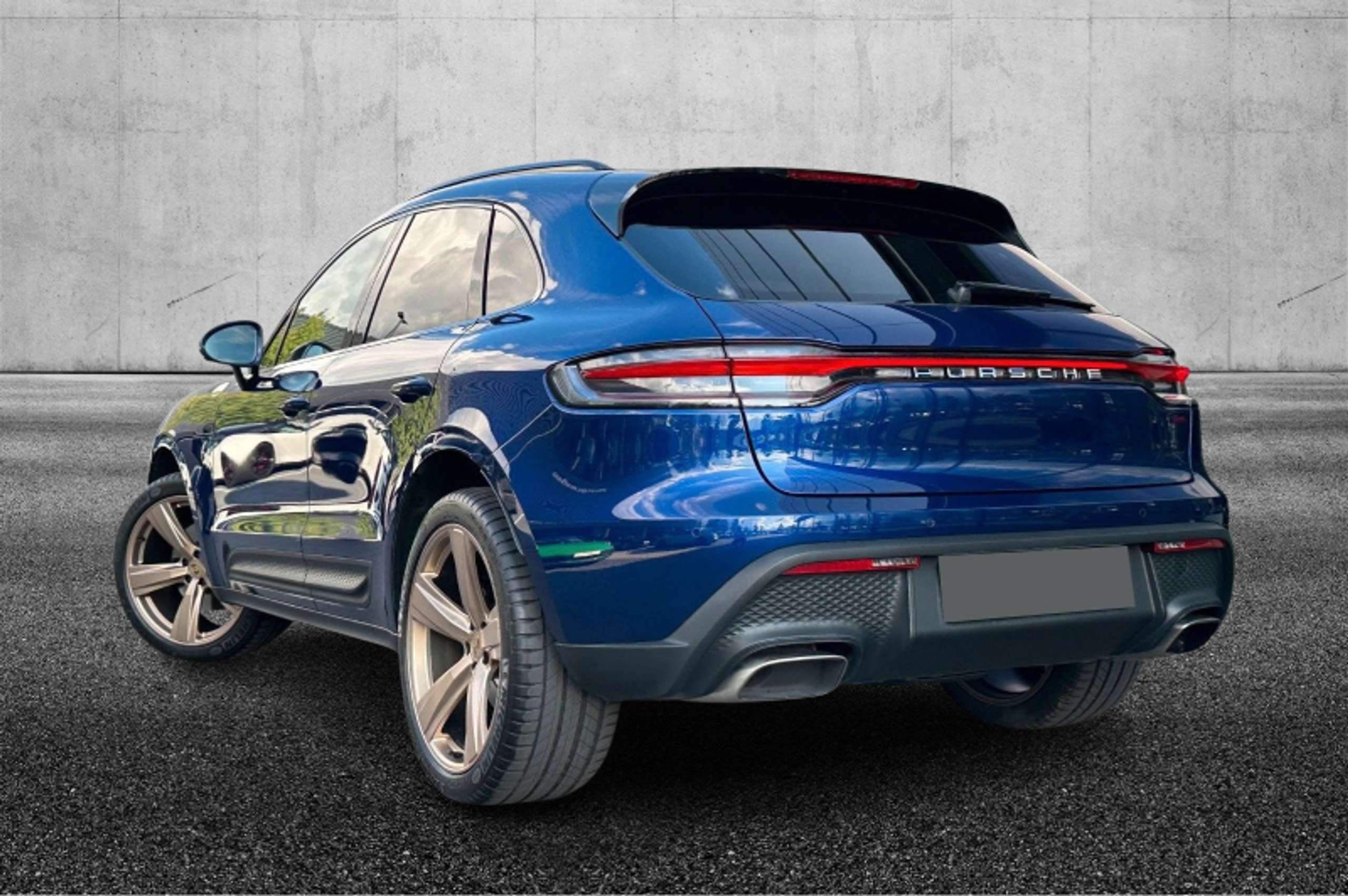 Porsche - Macan