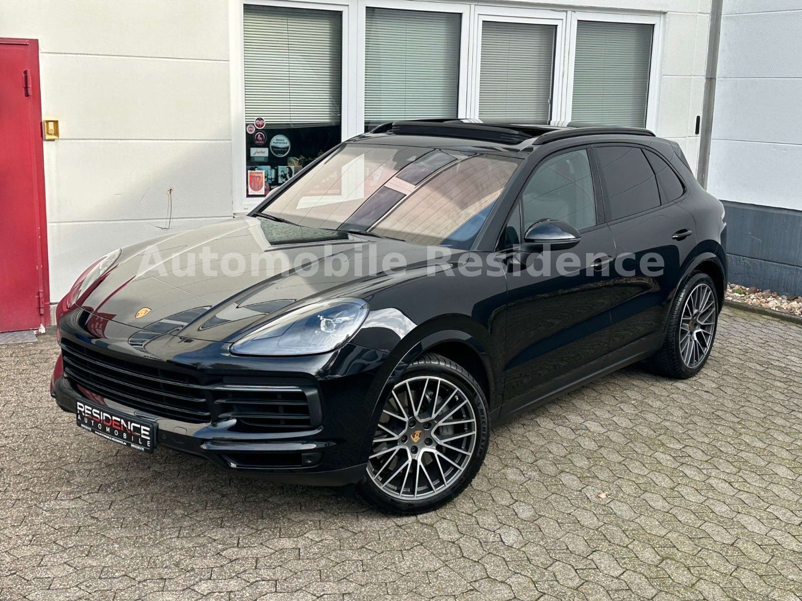 Porsche - Cayenne