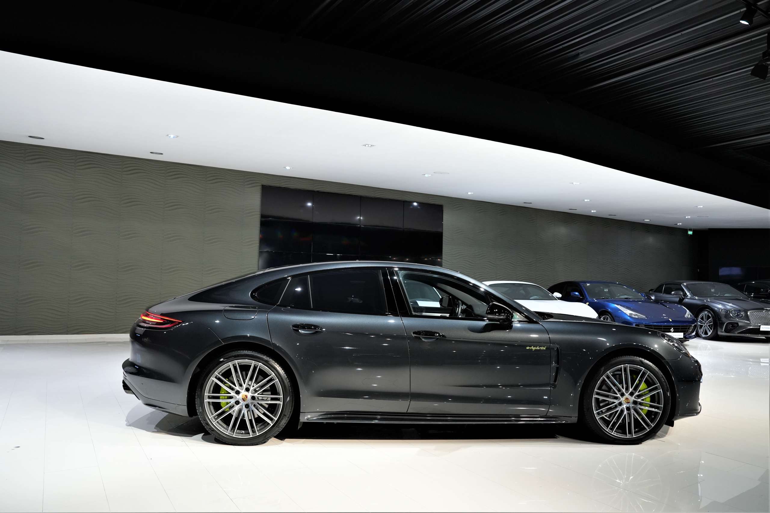 Porsche - Panamera