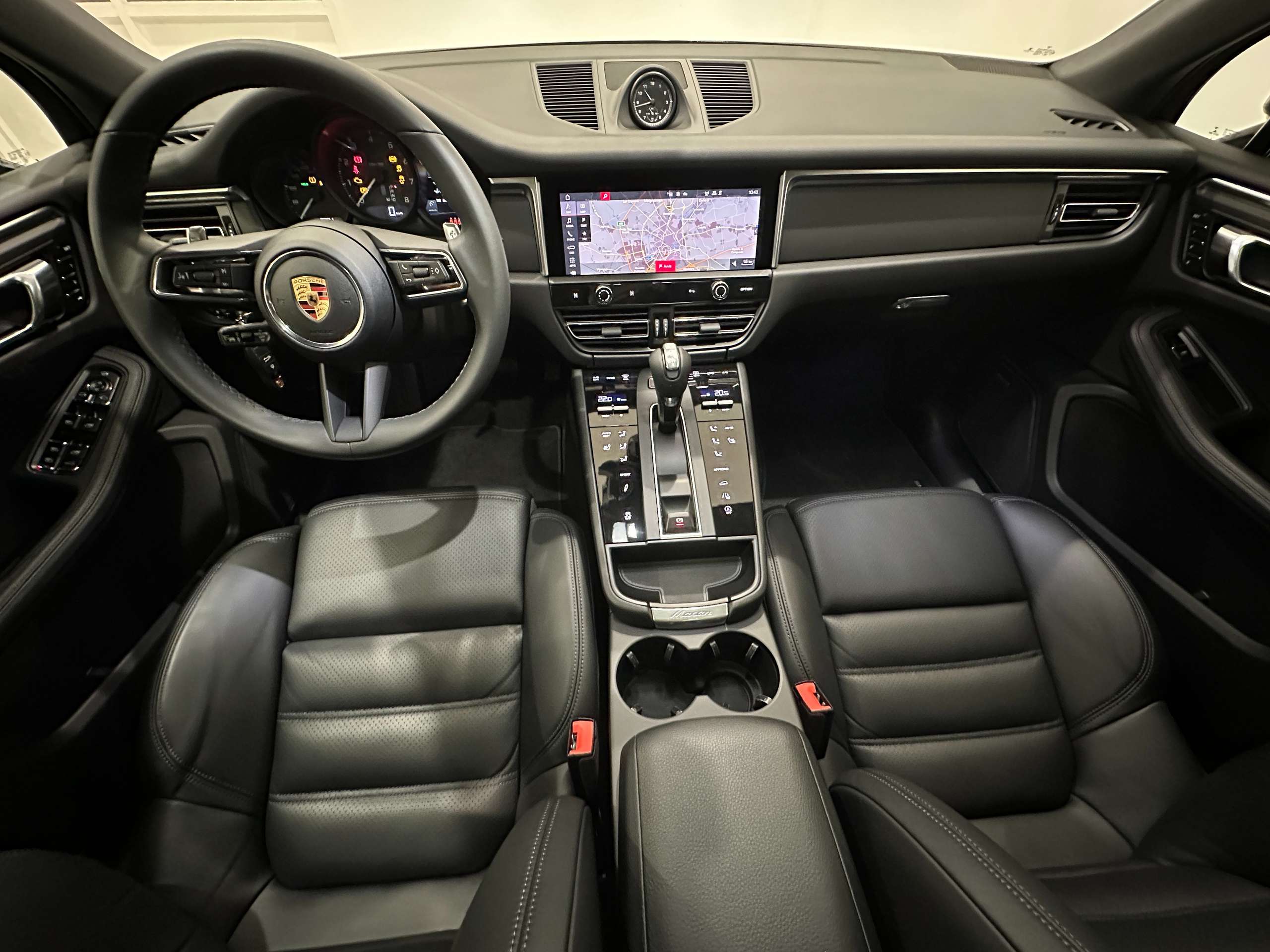 Porsche - Macan