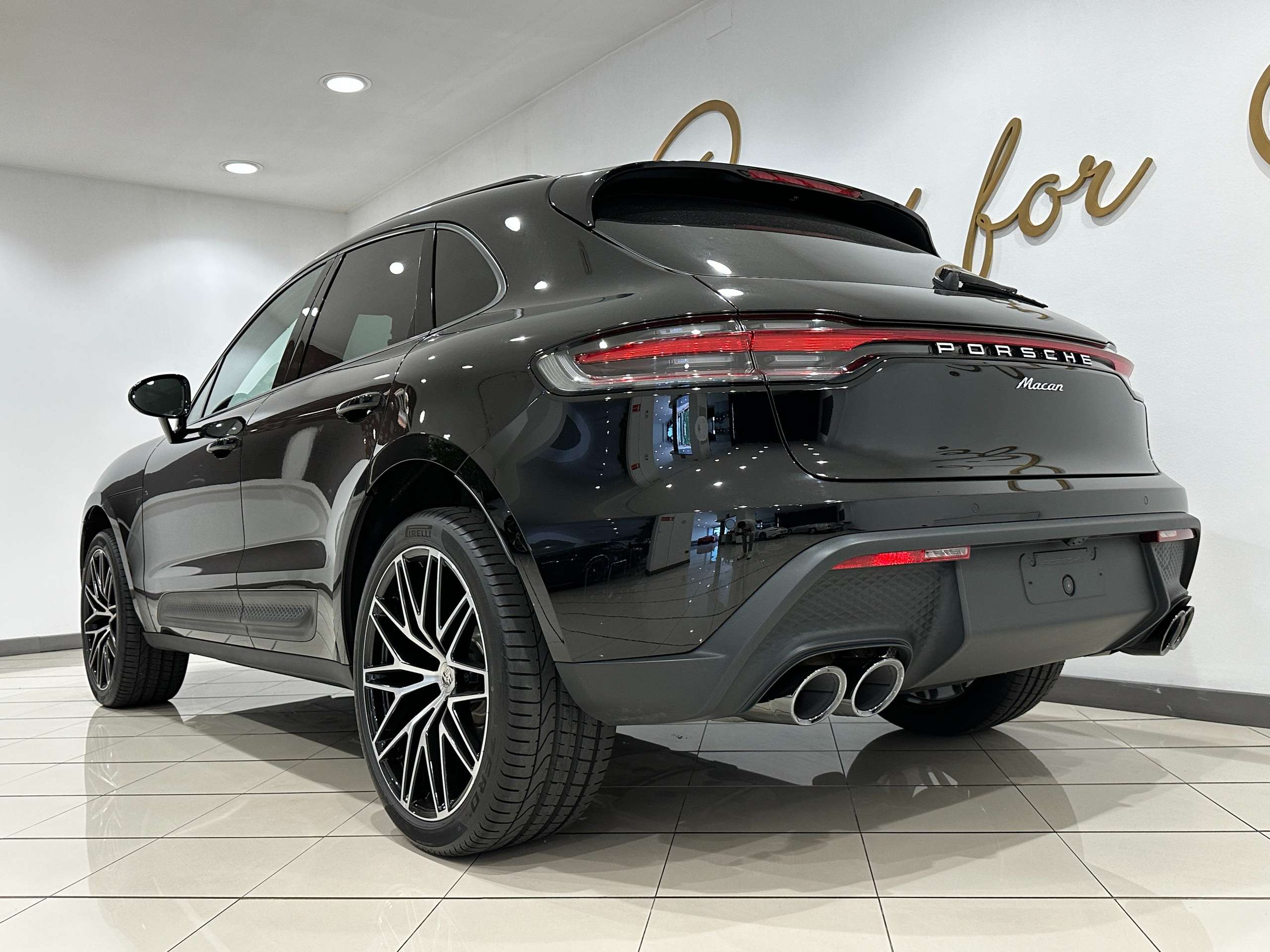 Porsche - Macan