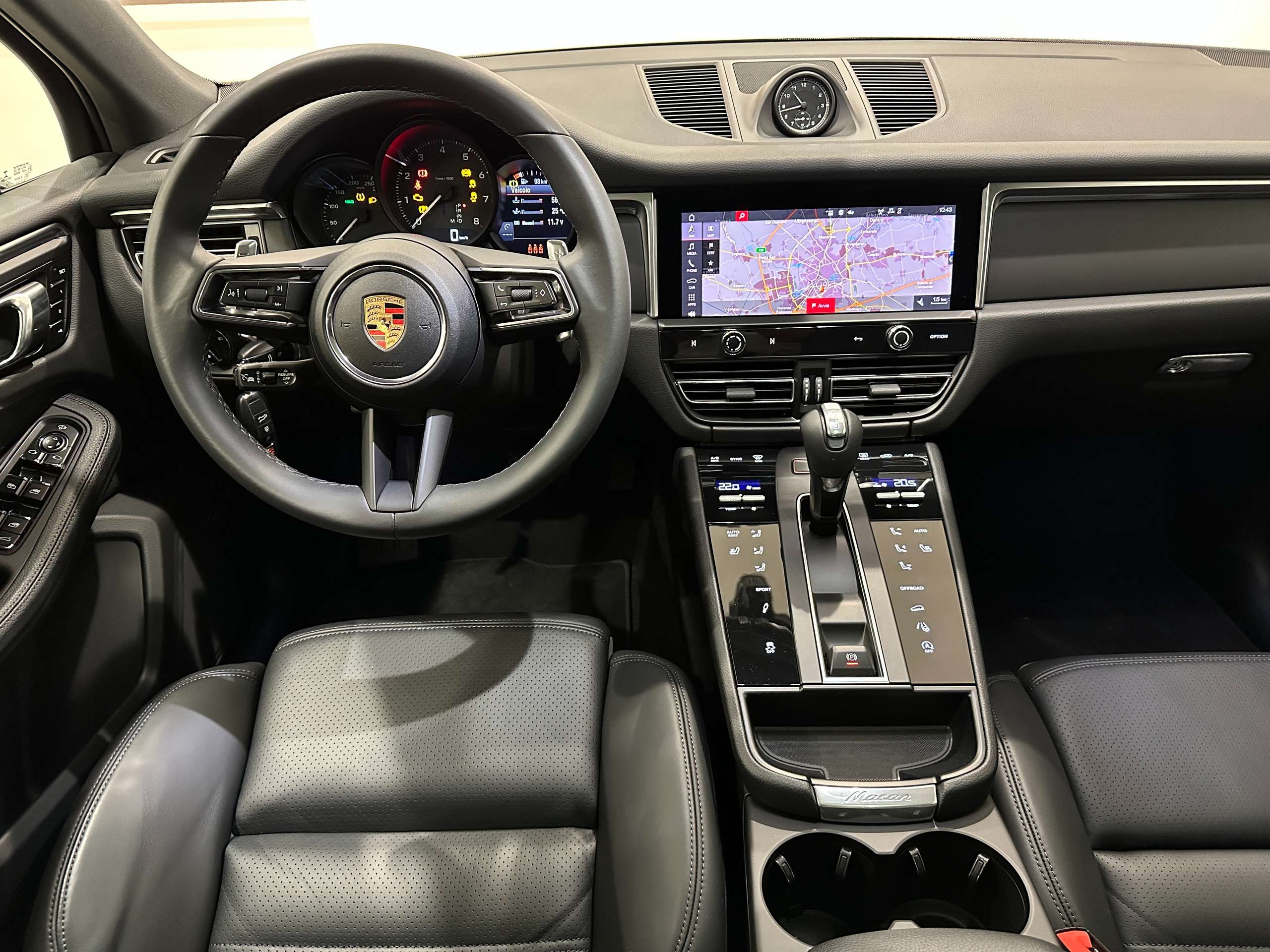 Porsche - Macan