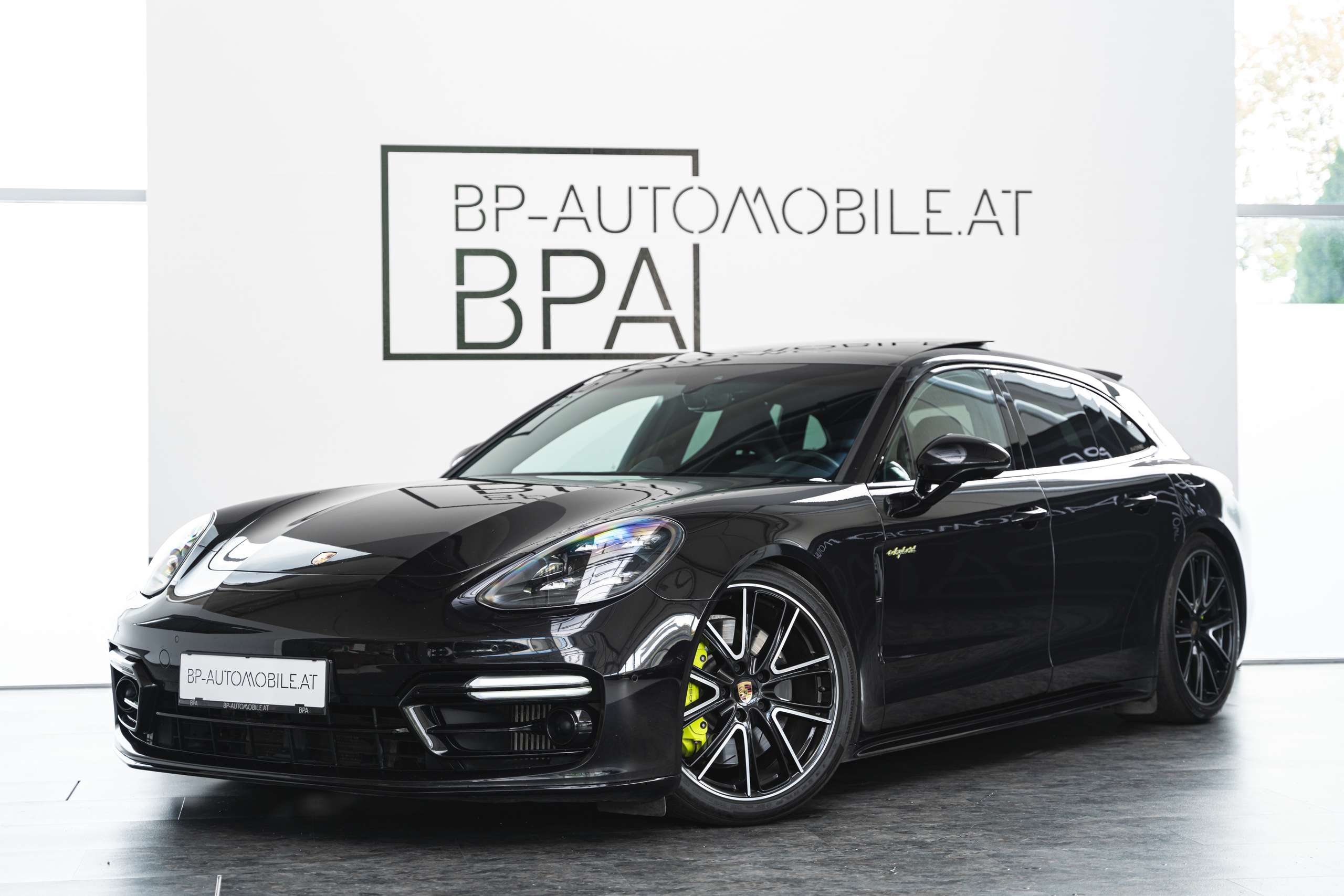 Porsche - Panamera