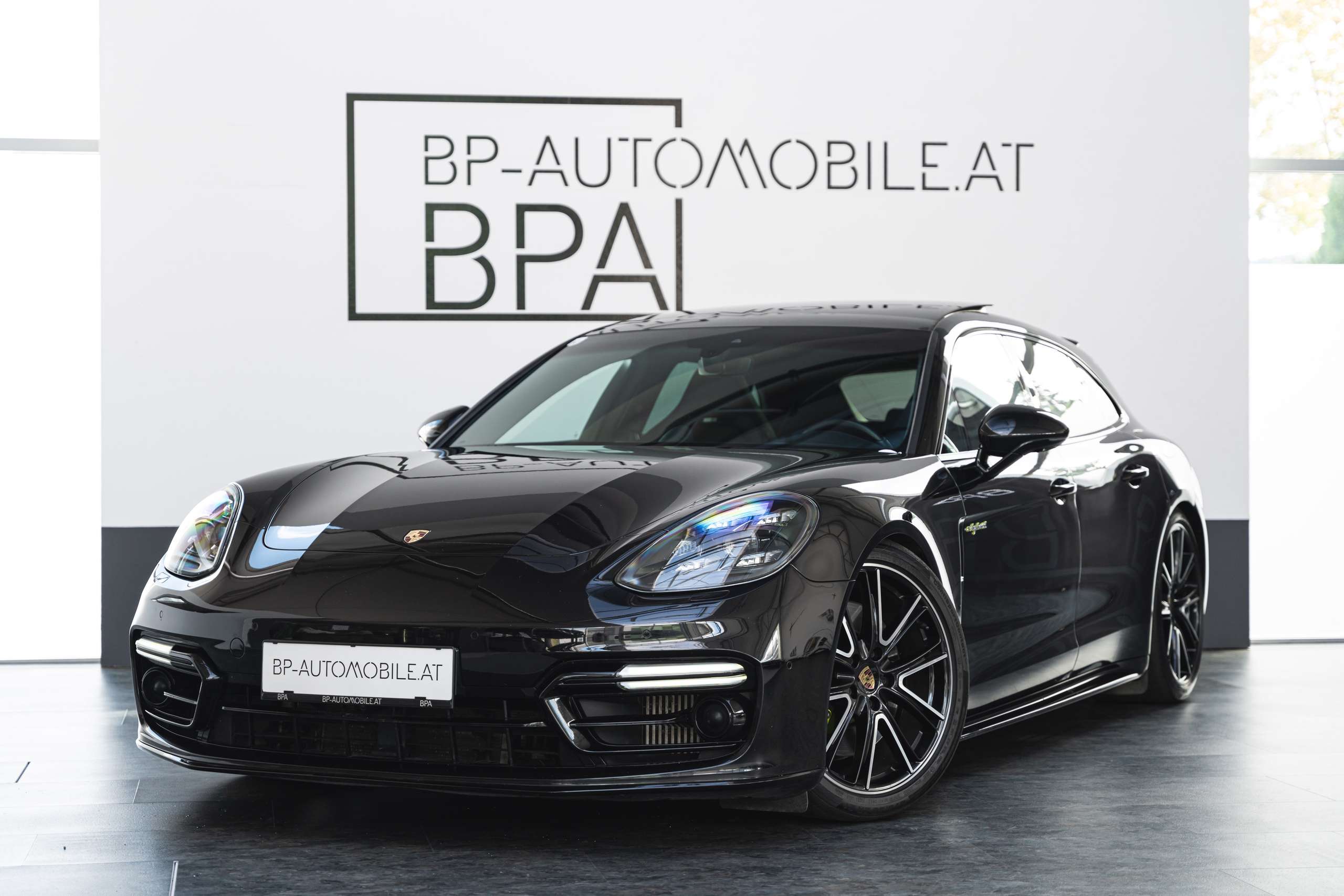 Porsche - Panamera