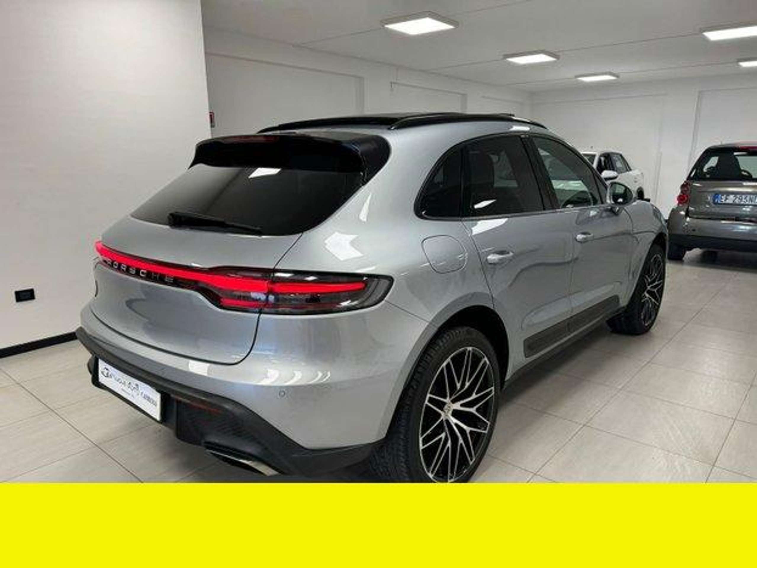 Porsche - Macan