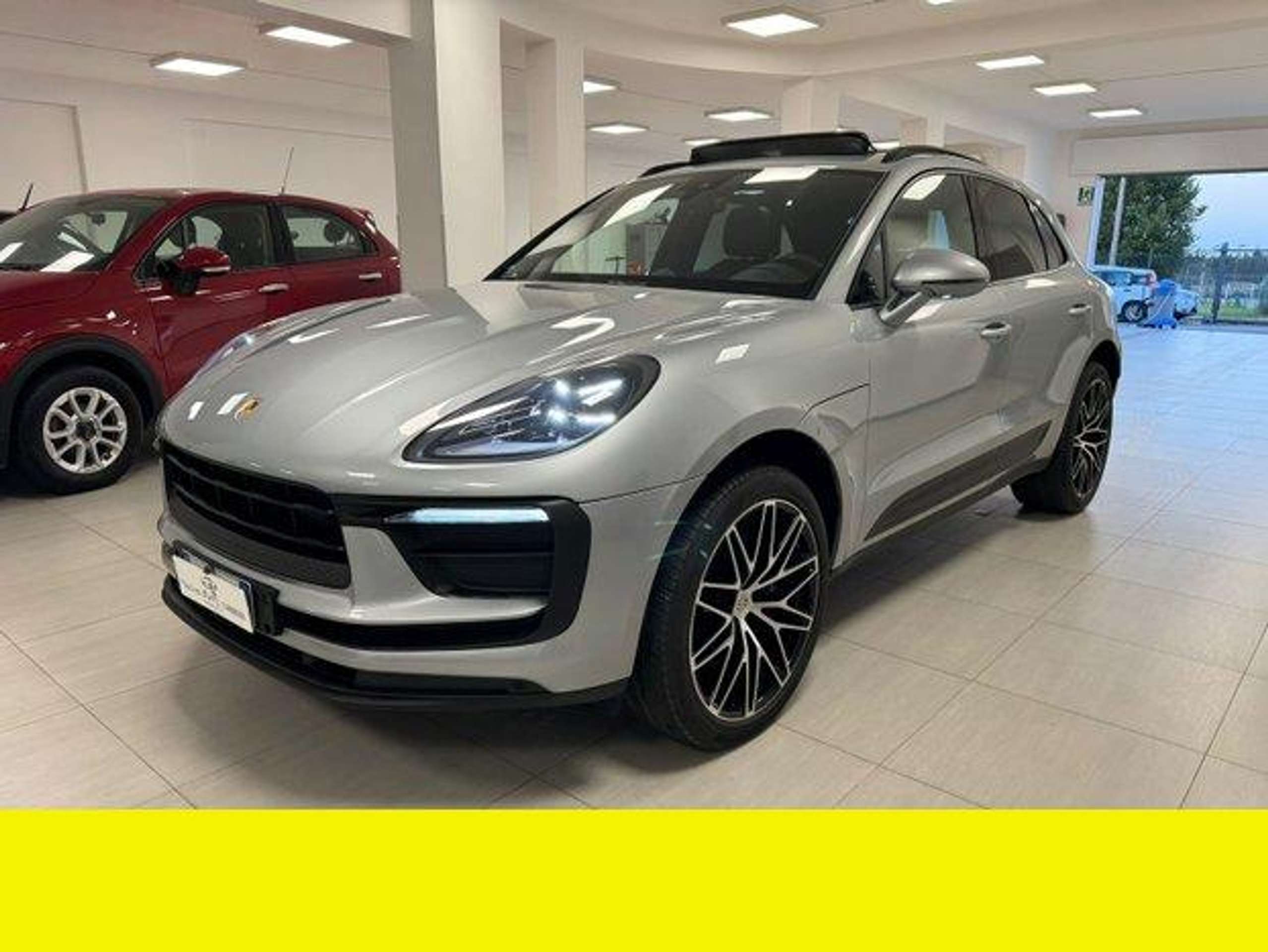 Porsche - Macan