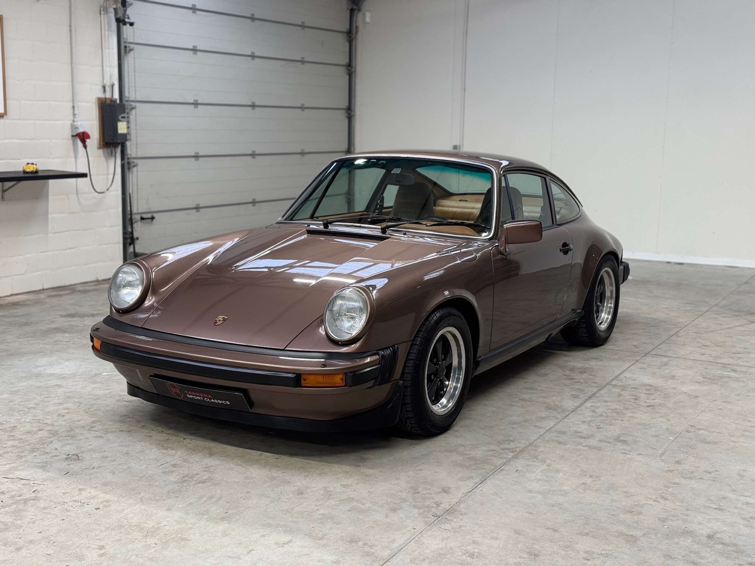 Porsche - 911