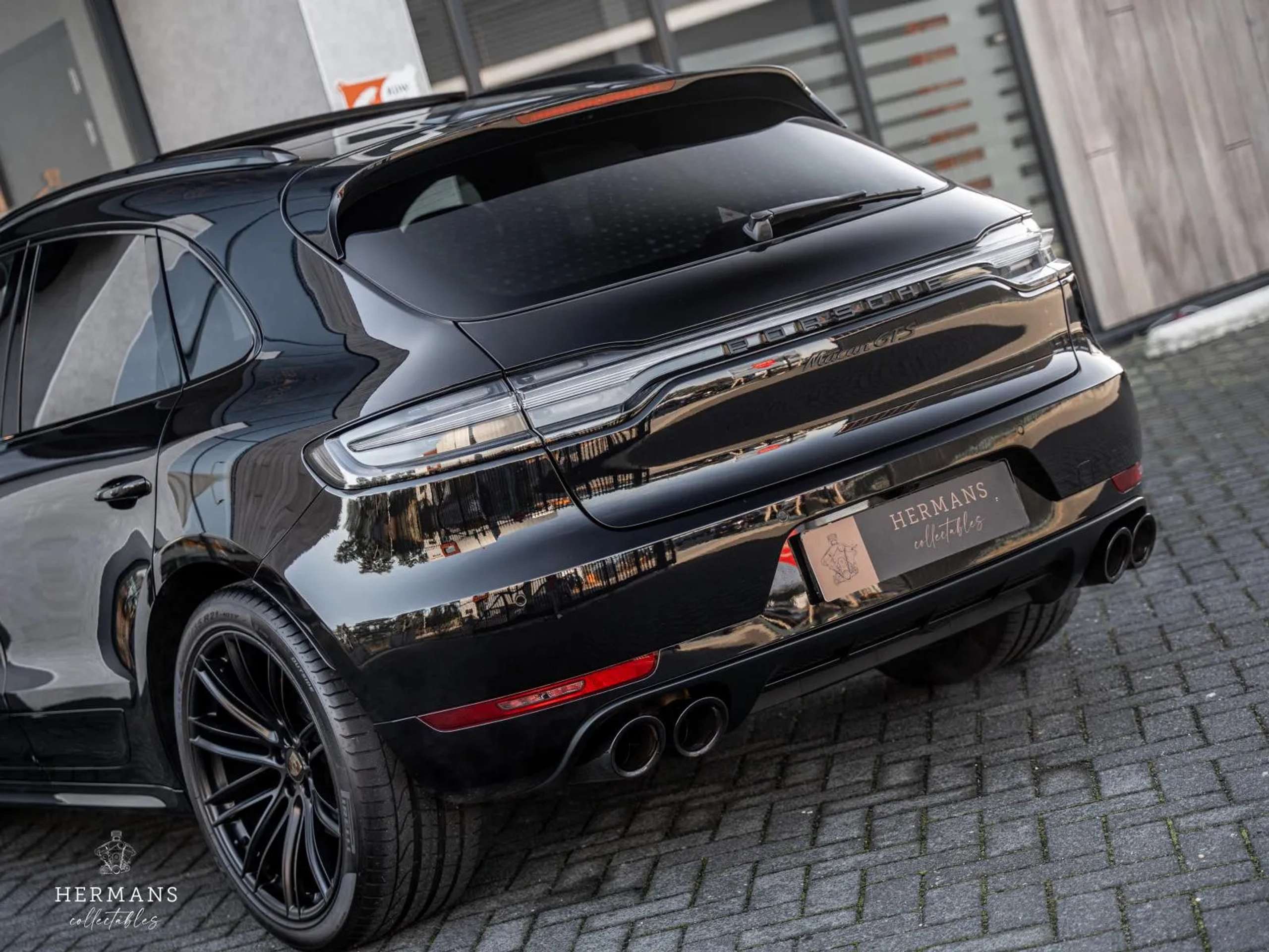 Porsche - Macan