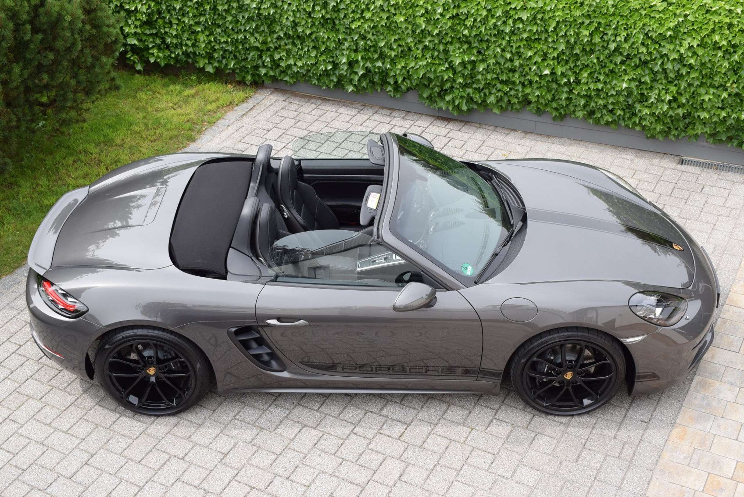 Porsche - Boxster