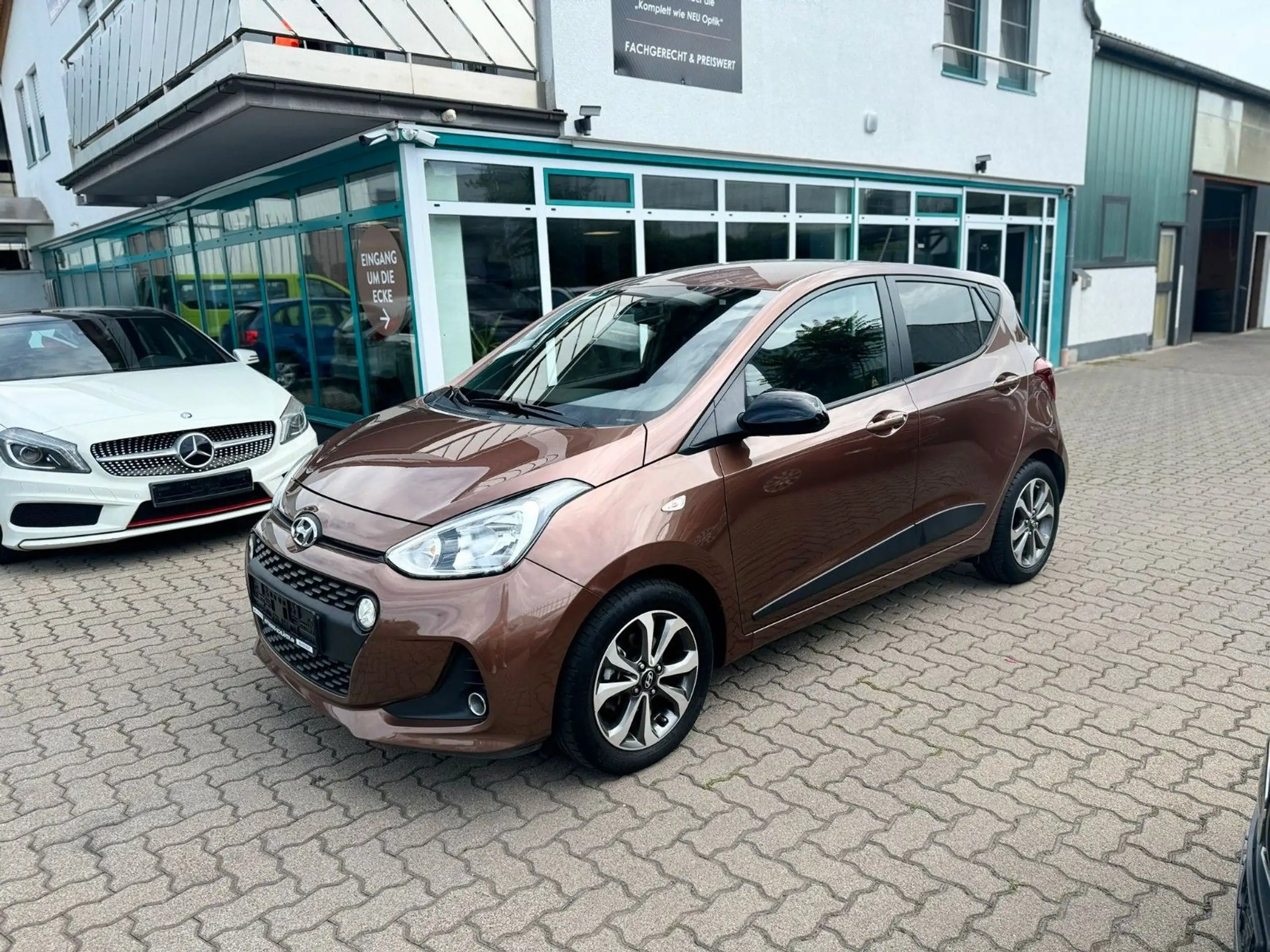 Hyundai - i10