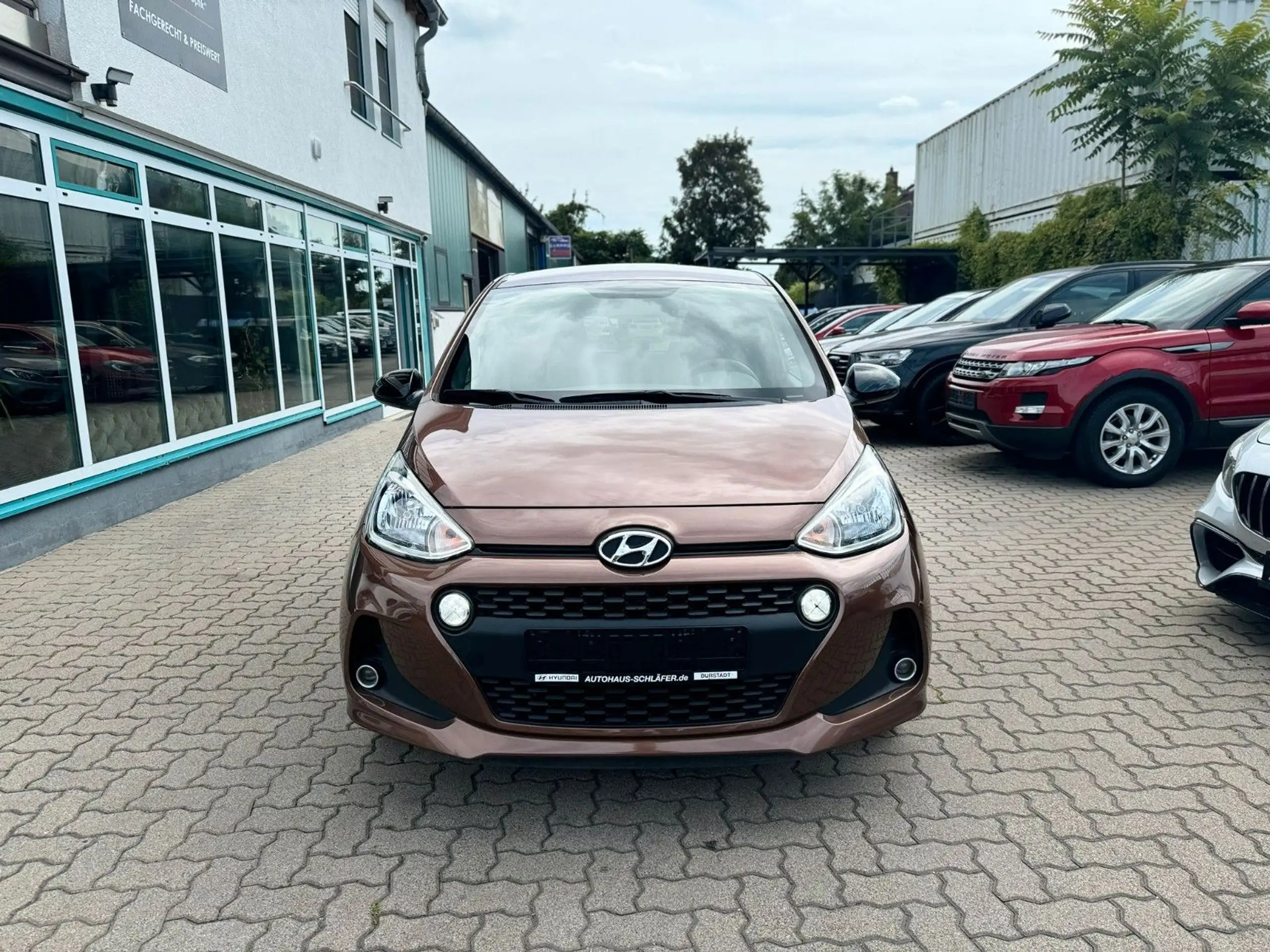 Hyundai - i10