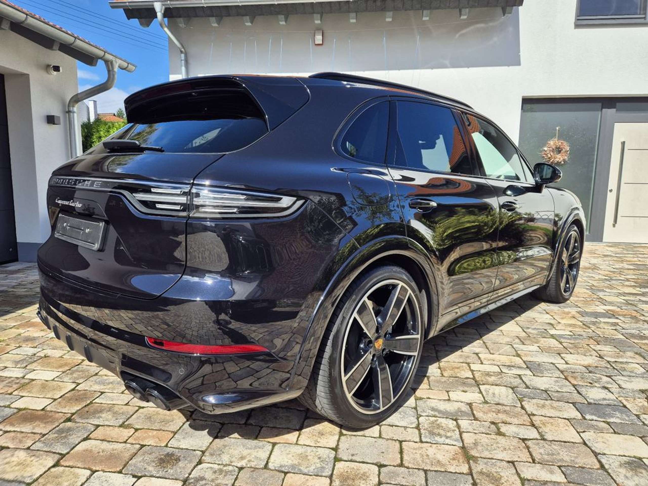 Porsche - Cayenne