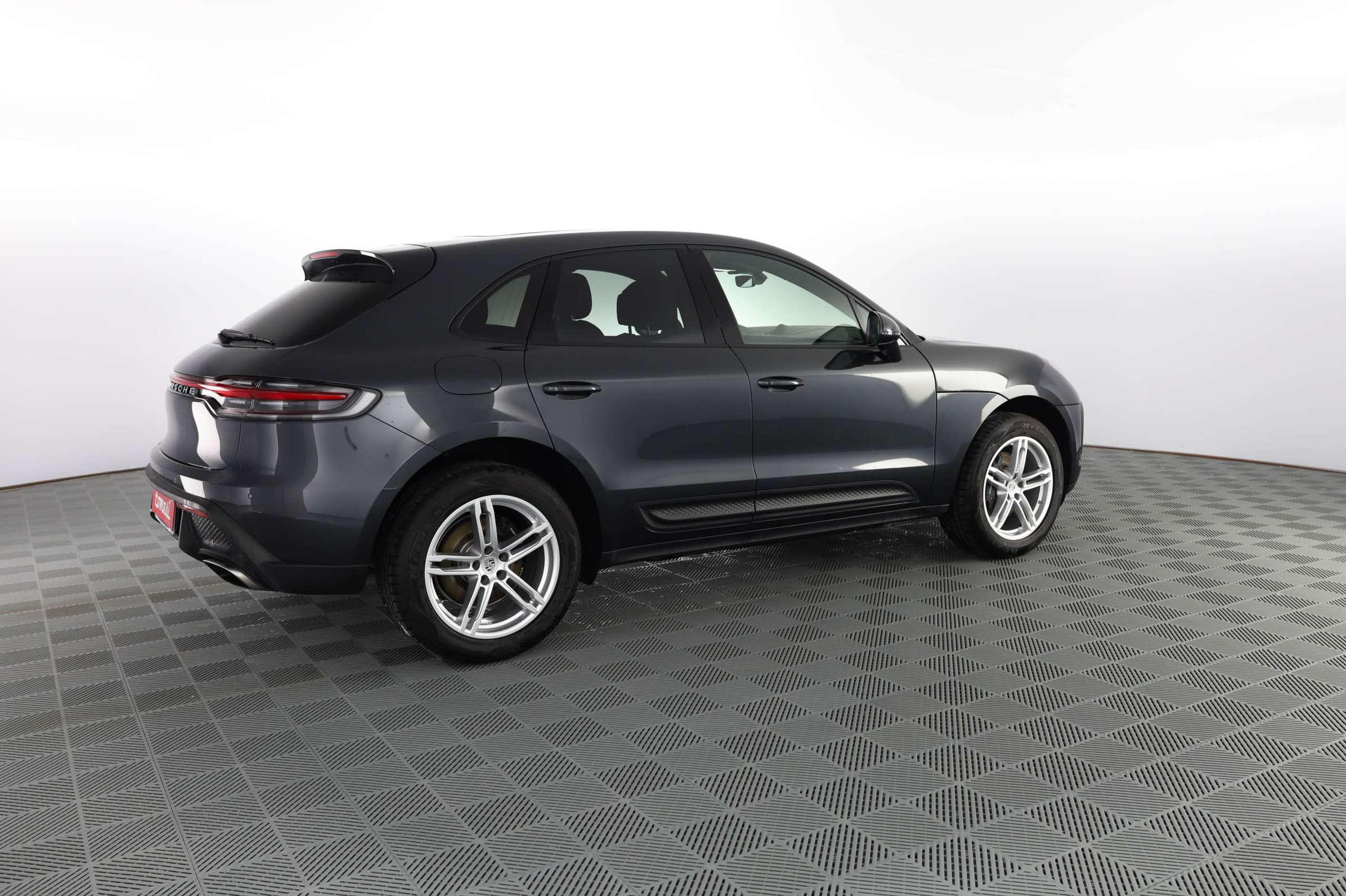 Porsche - Macan