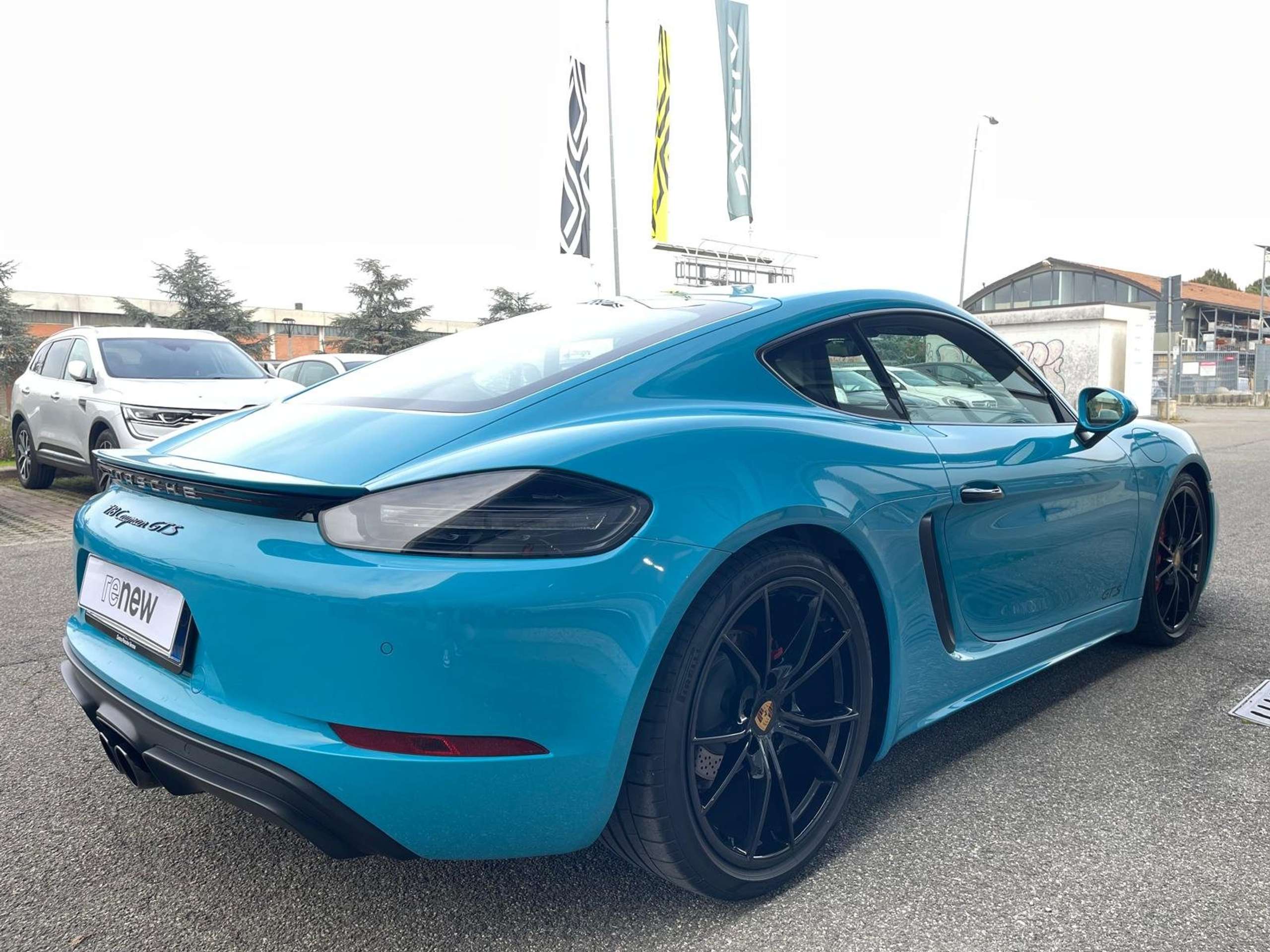 Porsche - Cayman