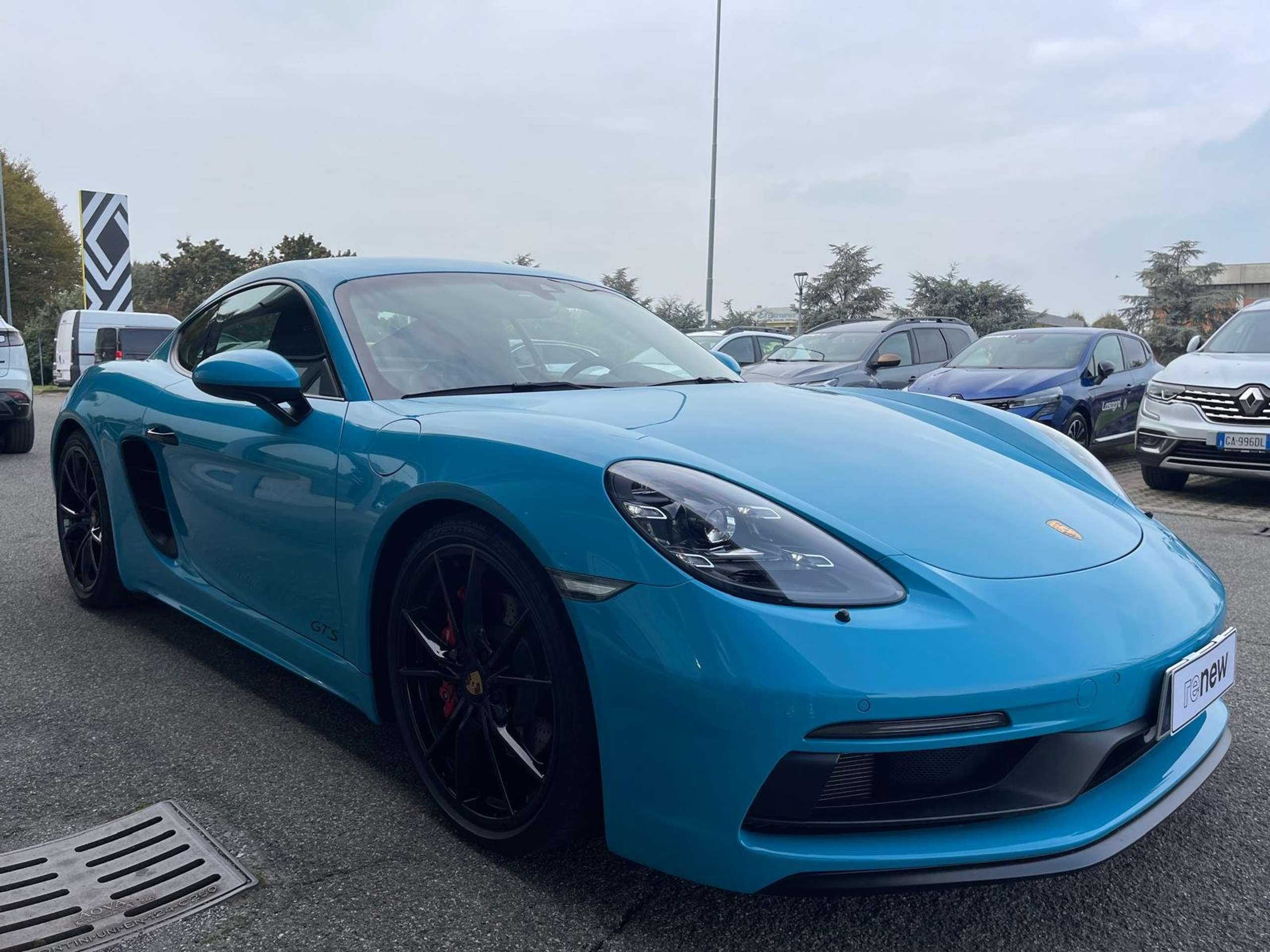 Porsche - Cayman