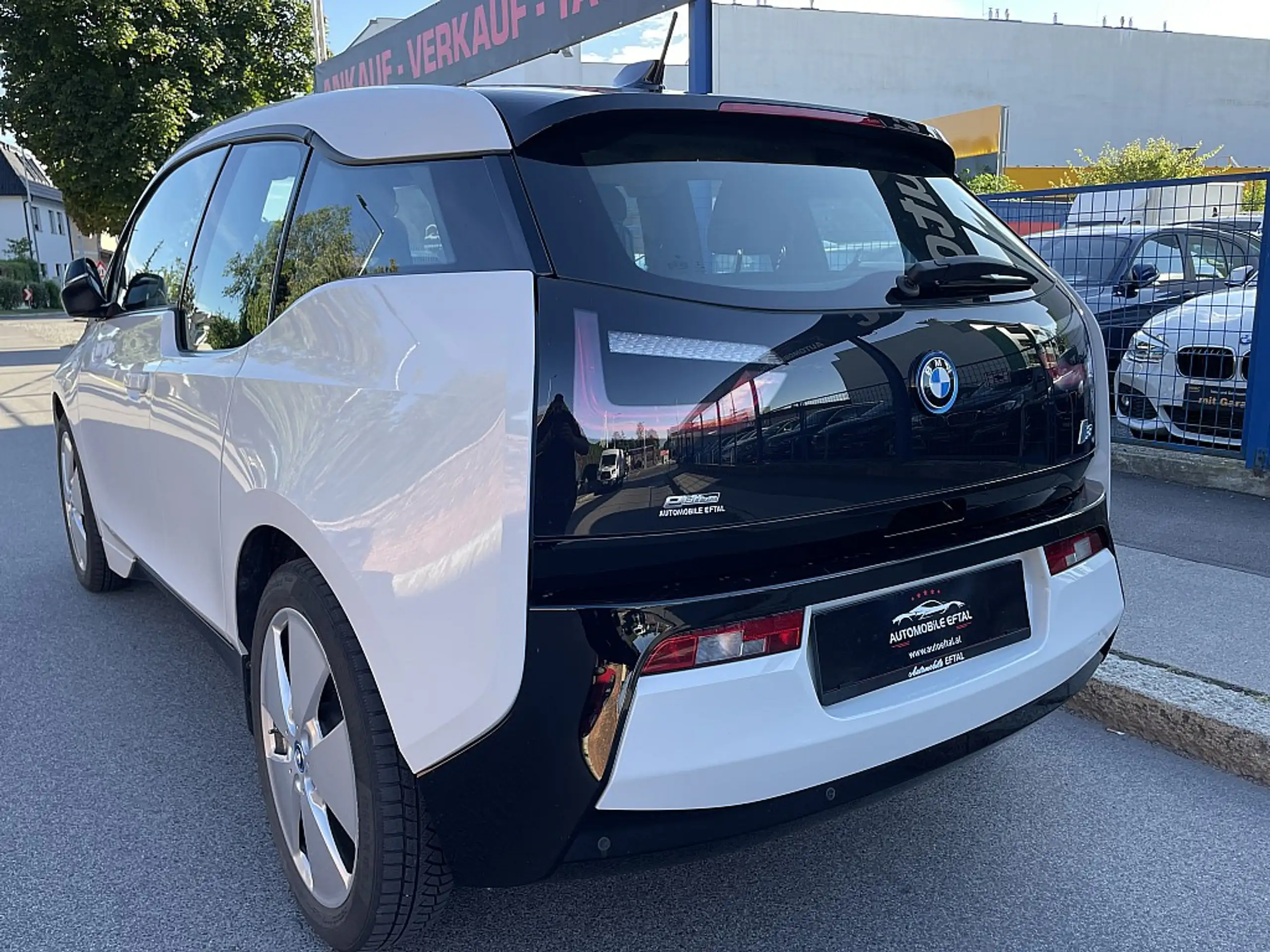 BMW - i3