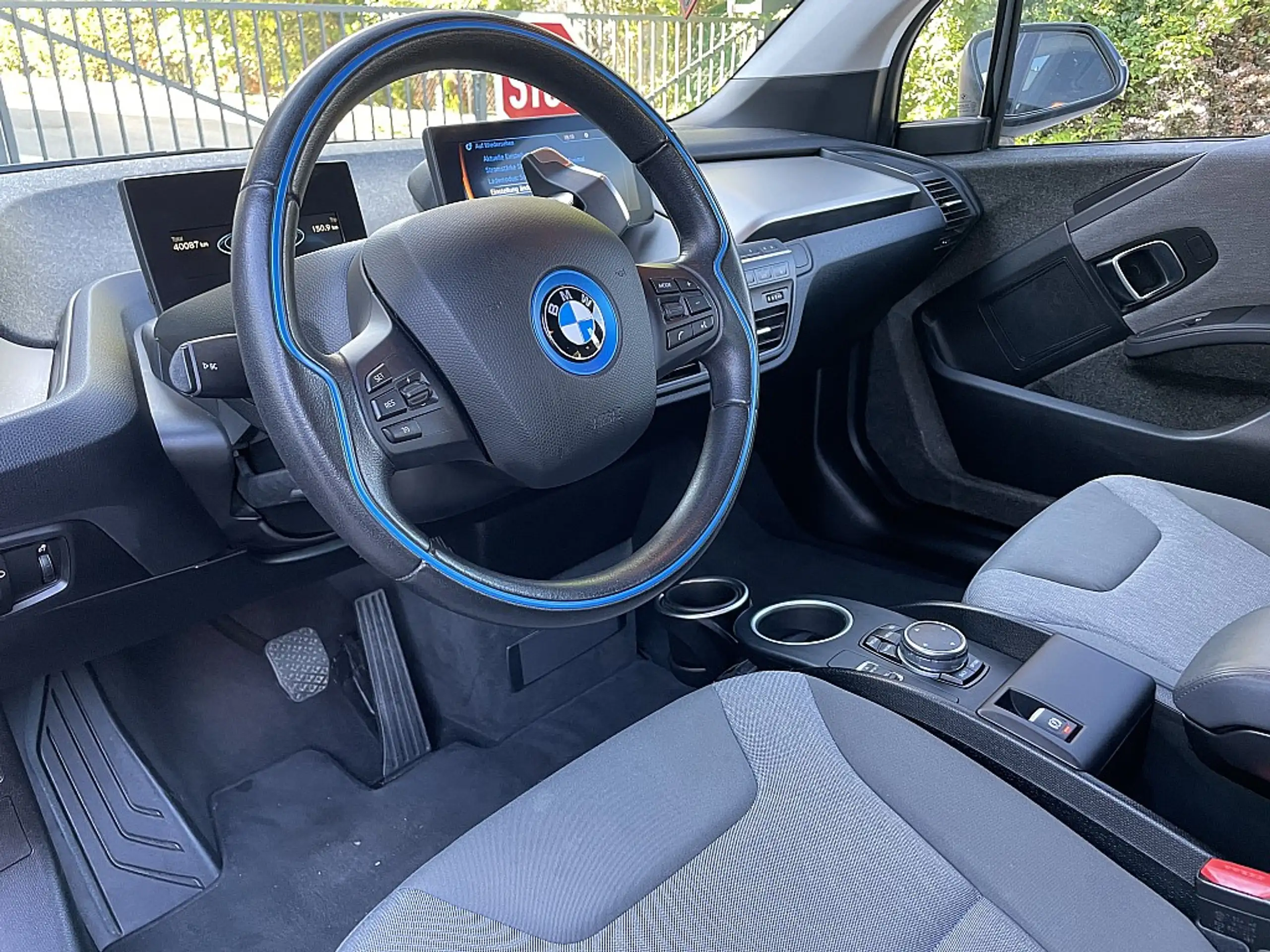 BMW - i3