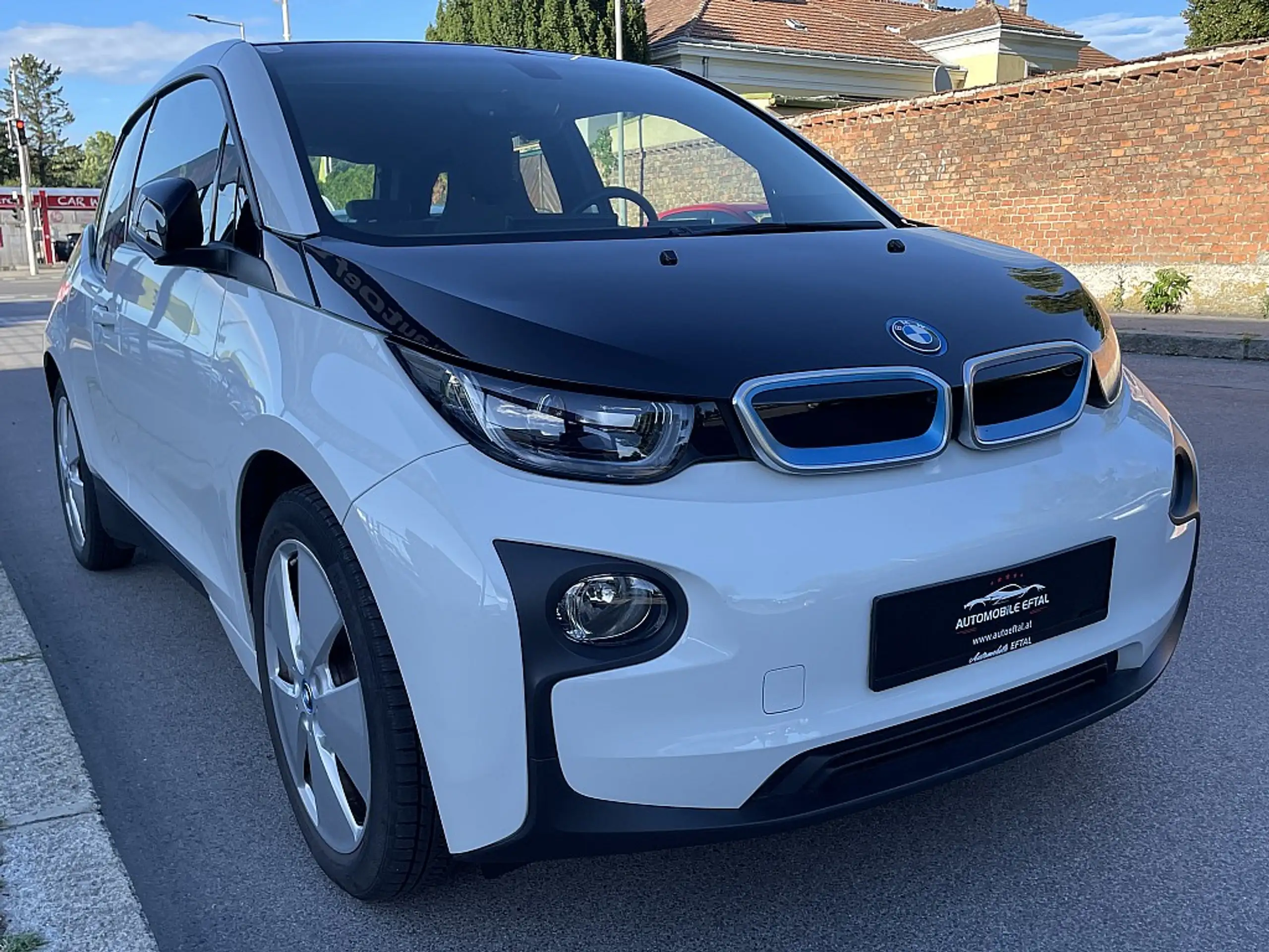 BMW - i3