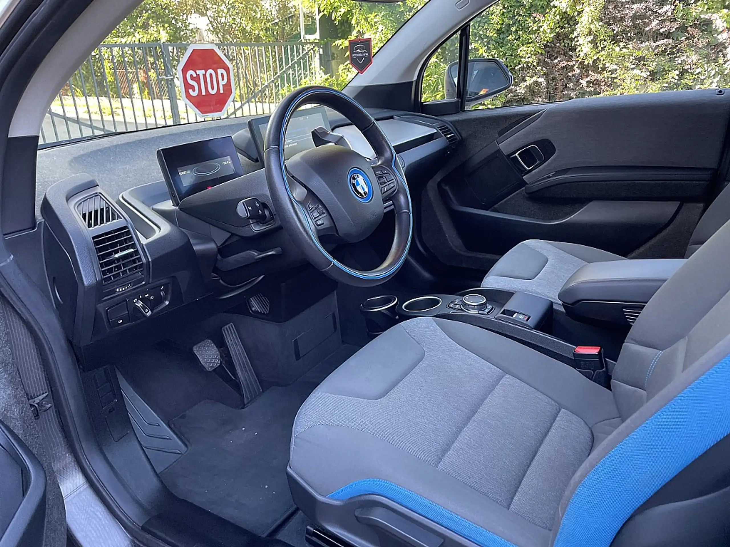 BMW - i3