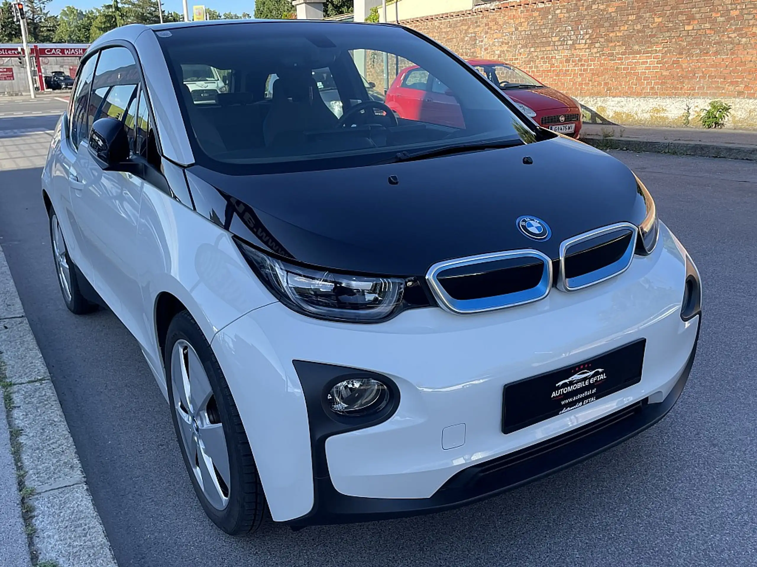 BMW - i3